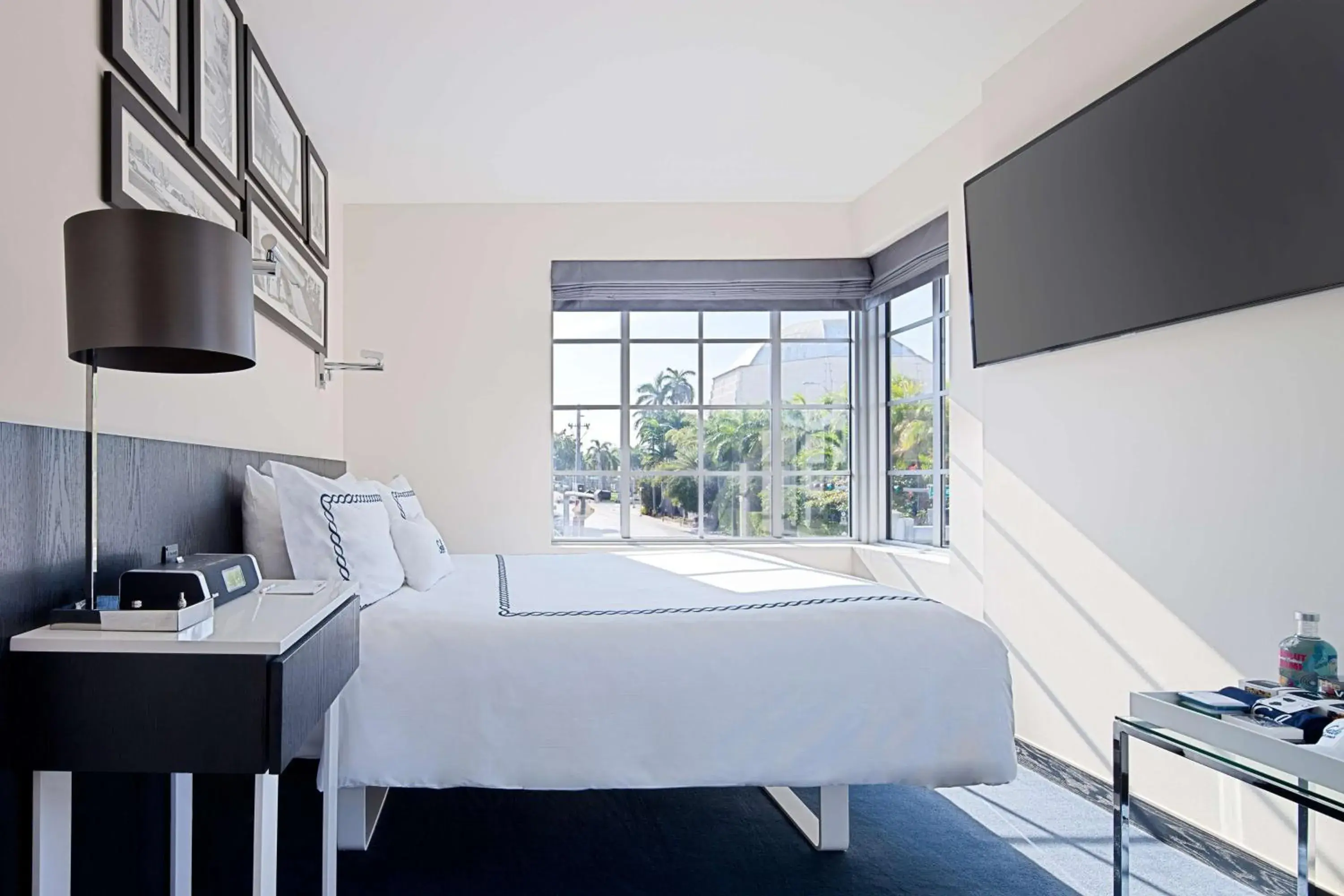 Bed in Gale South Beach, Curio Collection By Hilton Bed in Gale South Beach, Curio Collection By Hilton