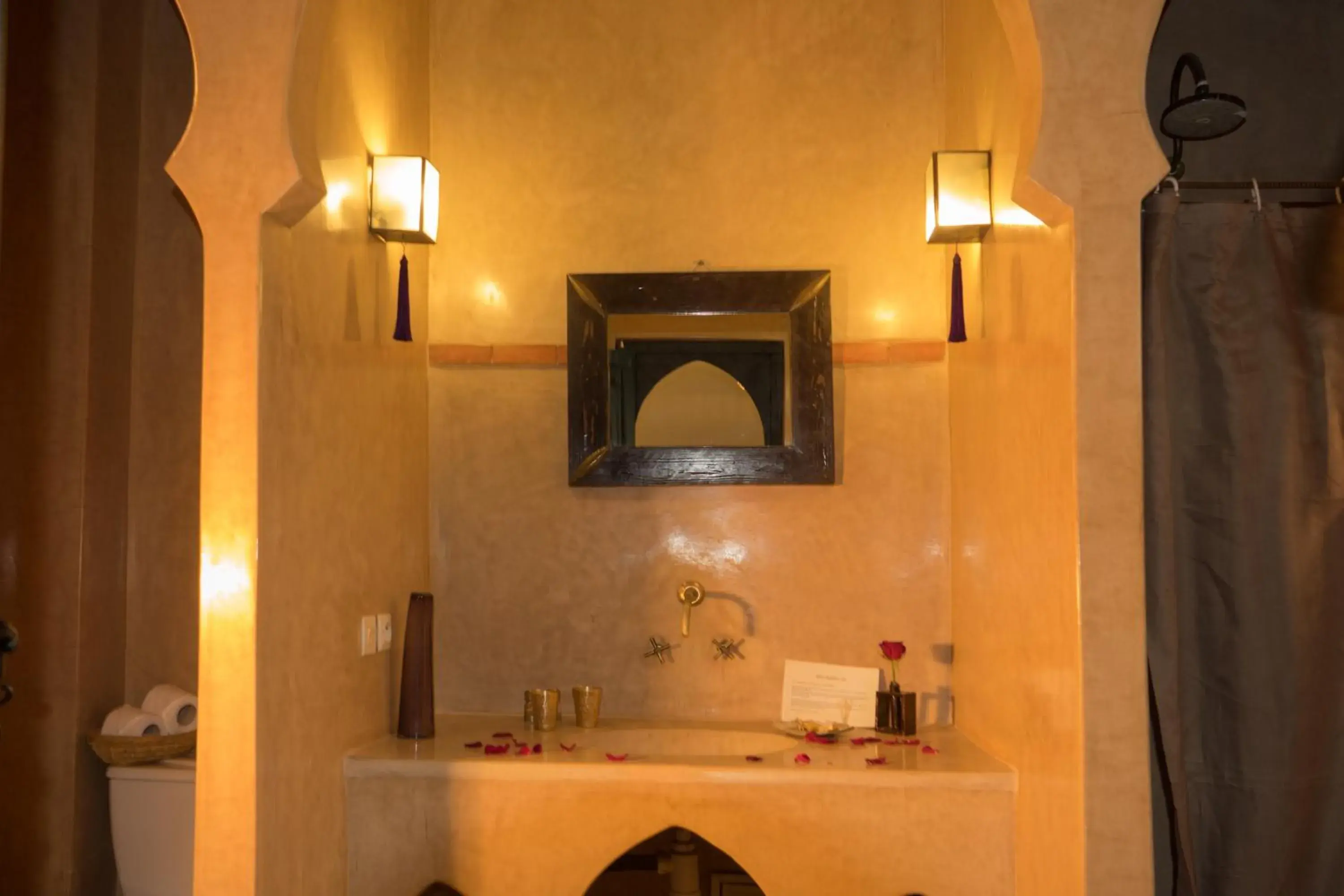 Plum Twin Room in Riad Magellan Yoga and Spa Plum Twin Room in Riad Magellan Yoga and Spa
