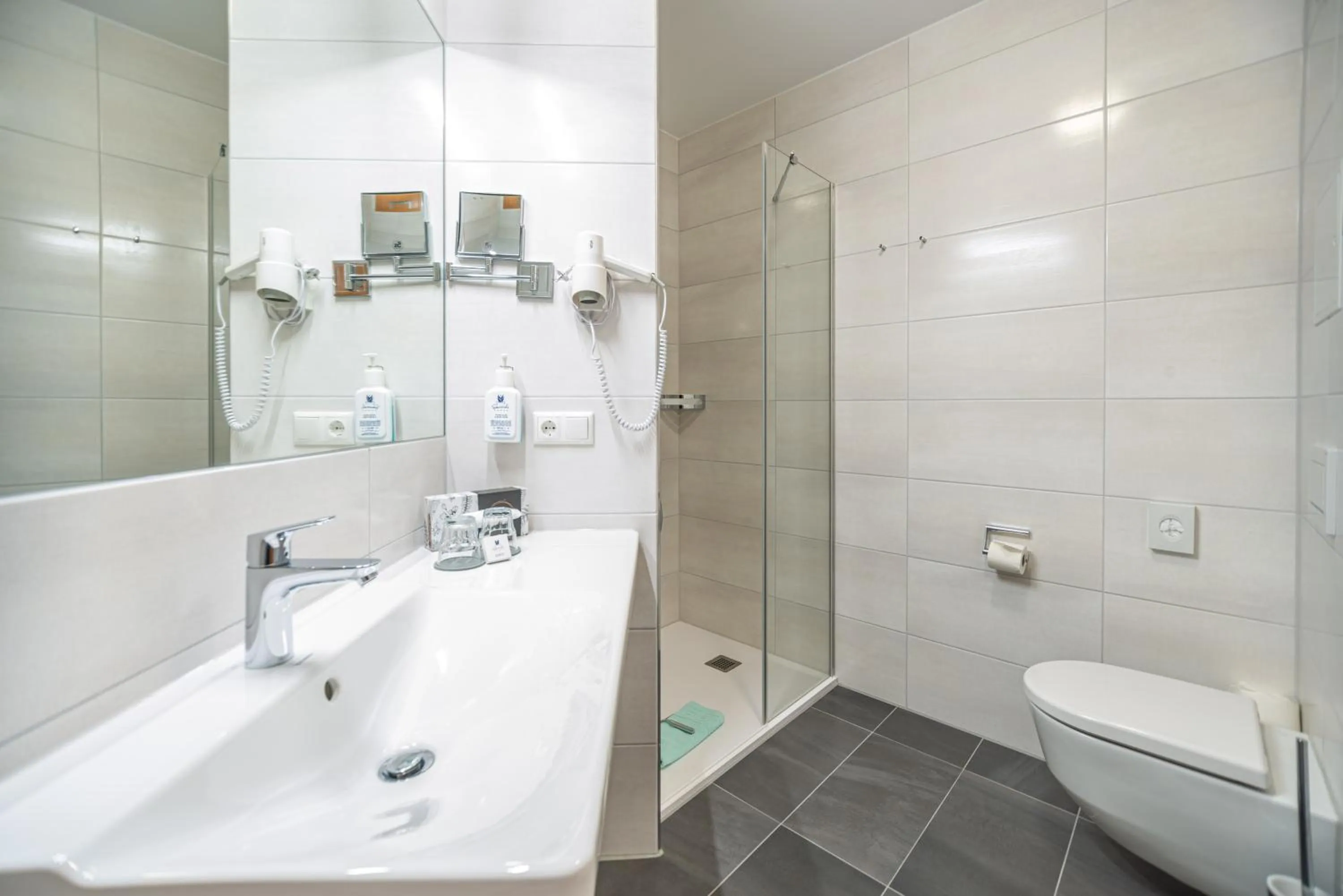 Photo of the whole room in Am Weststrand Aparthotel Kühlungsborn