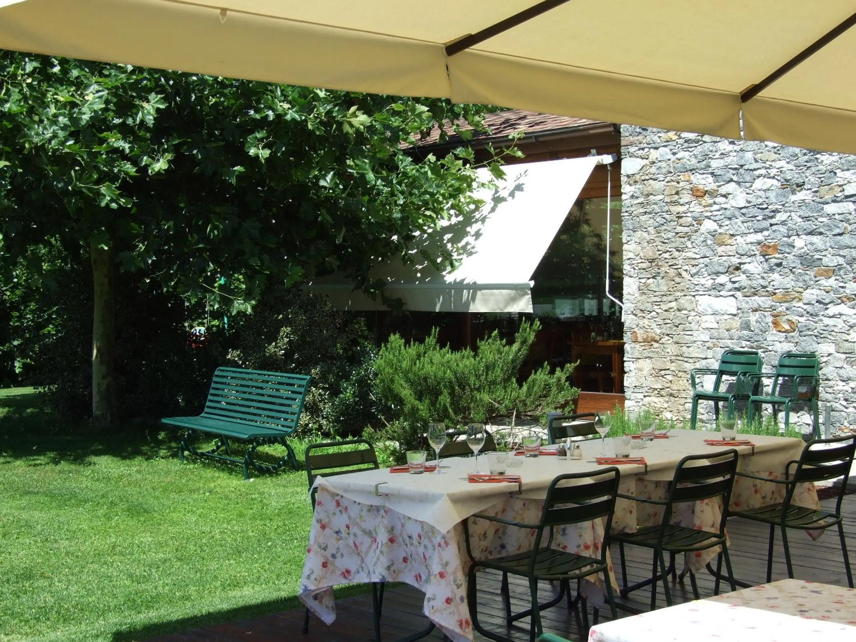 Restaurant/places to eat in Agriturismo Cà Del Lago