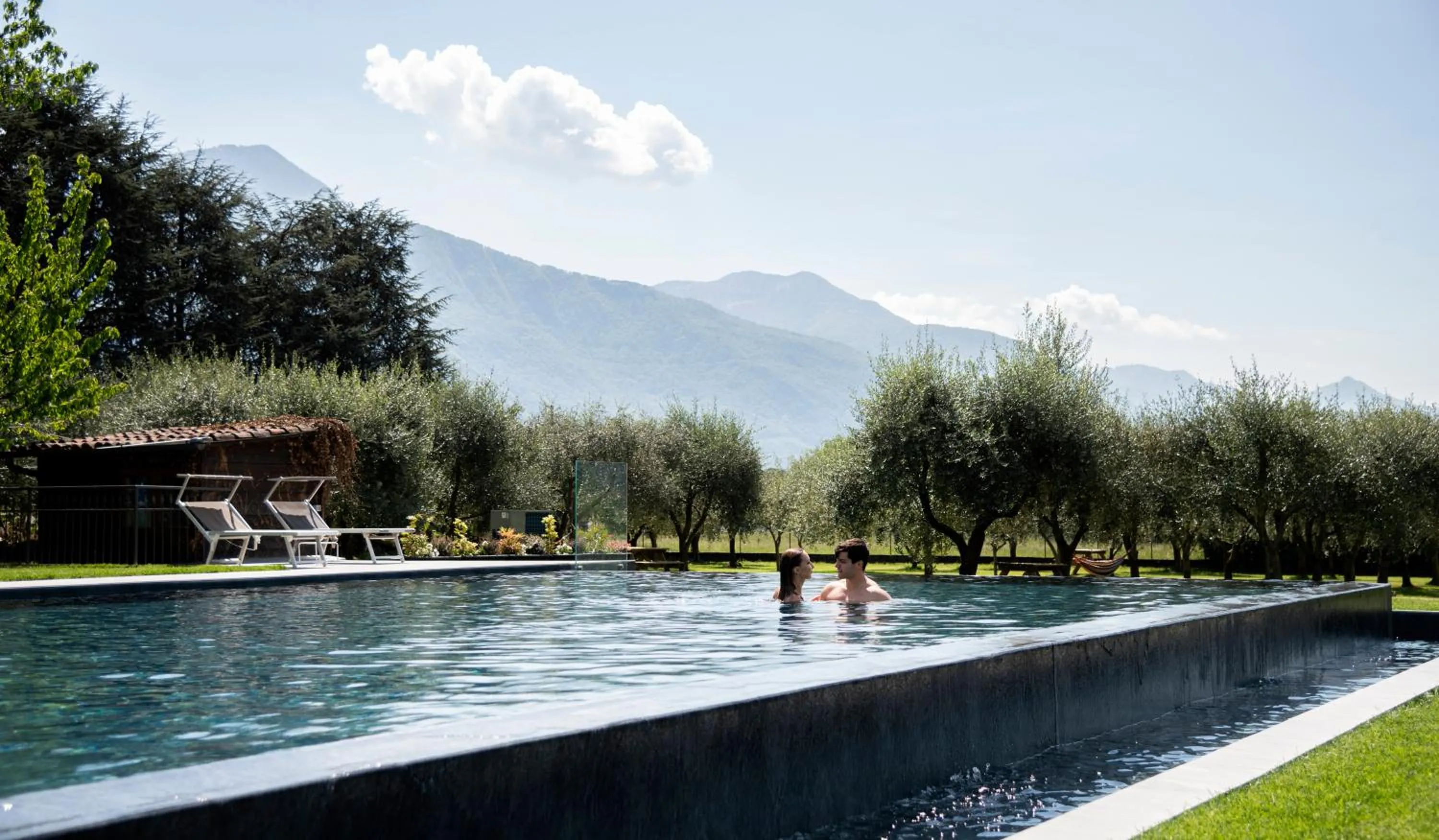 Swimming pool in Agriturismo Cà Del Lago