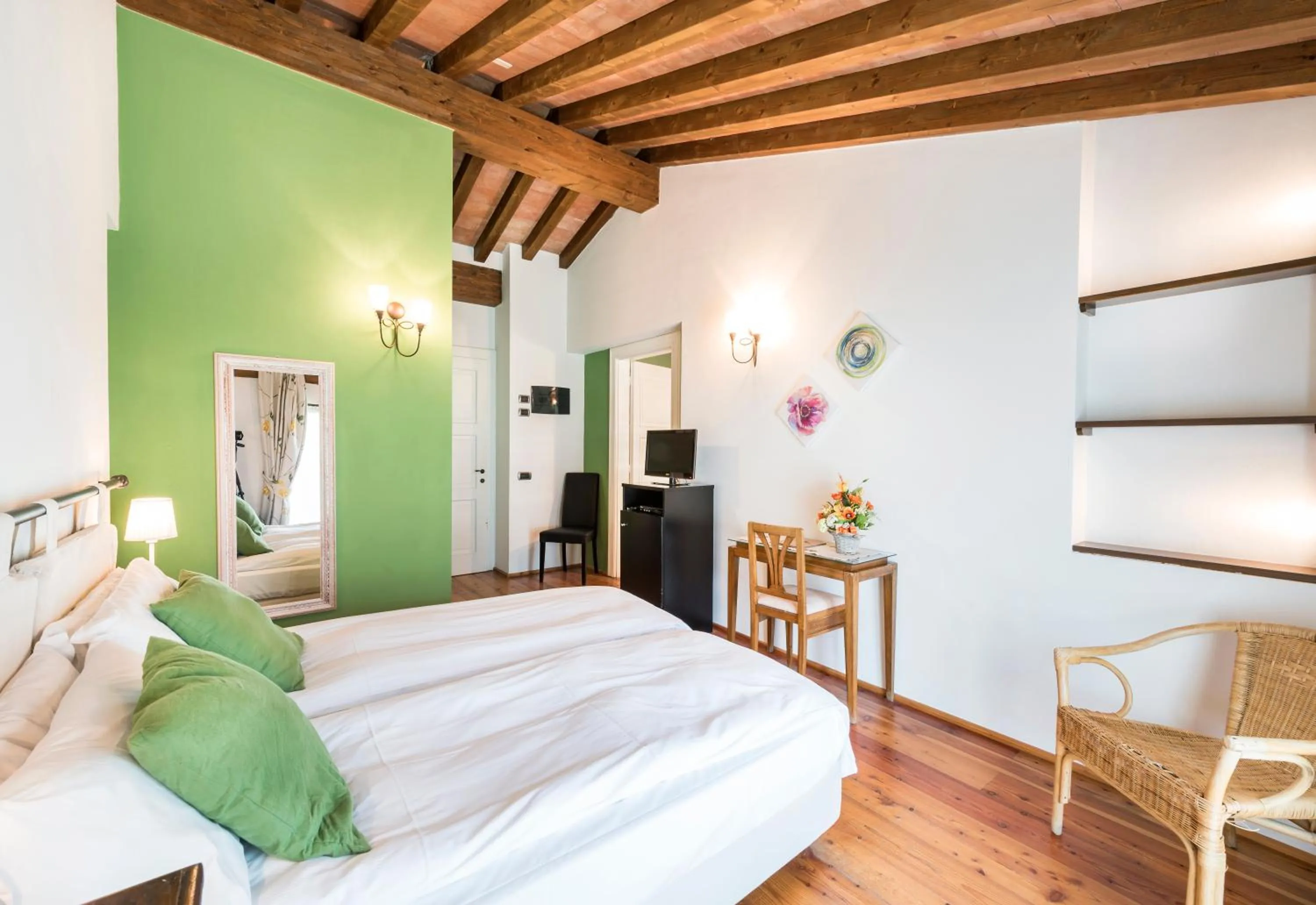 TV and multimedia, Bed in Agriturismo Cà Del Lago