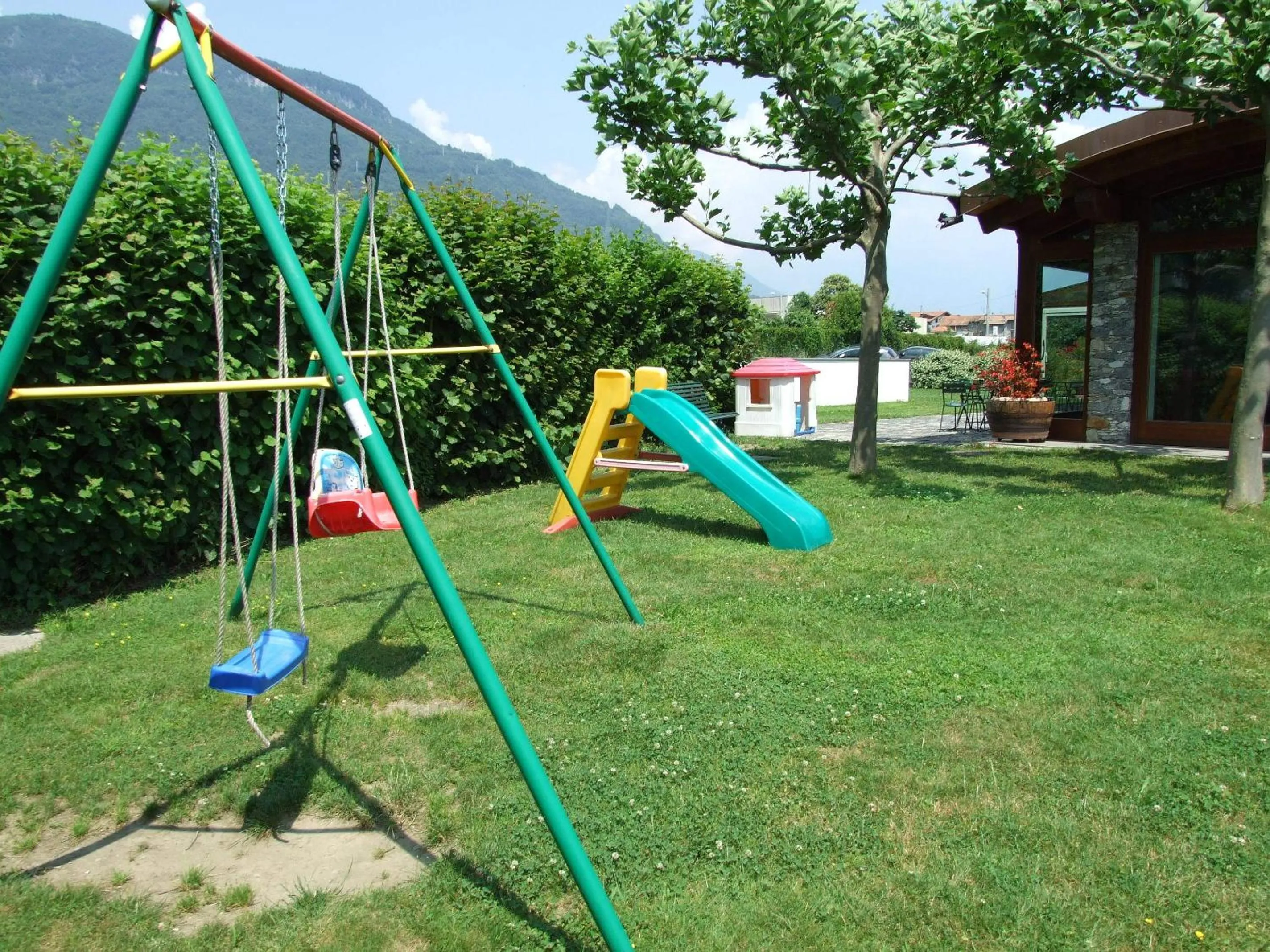 Children play ground in Agriturismo Cà Del Lago