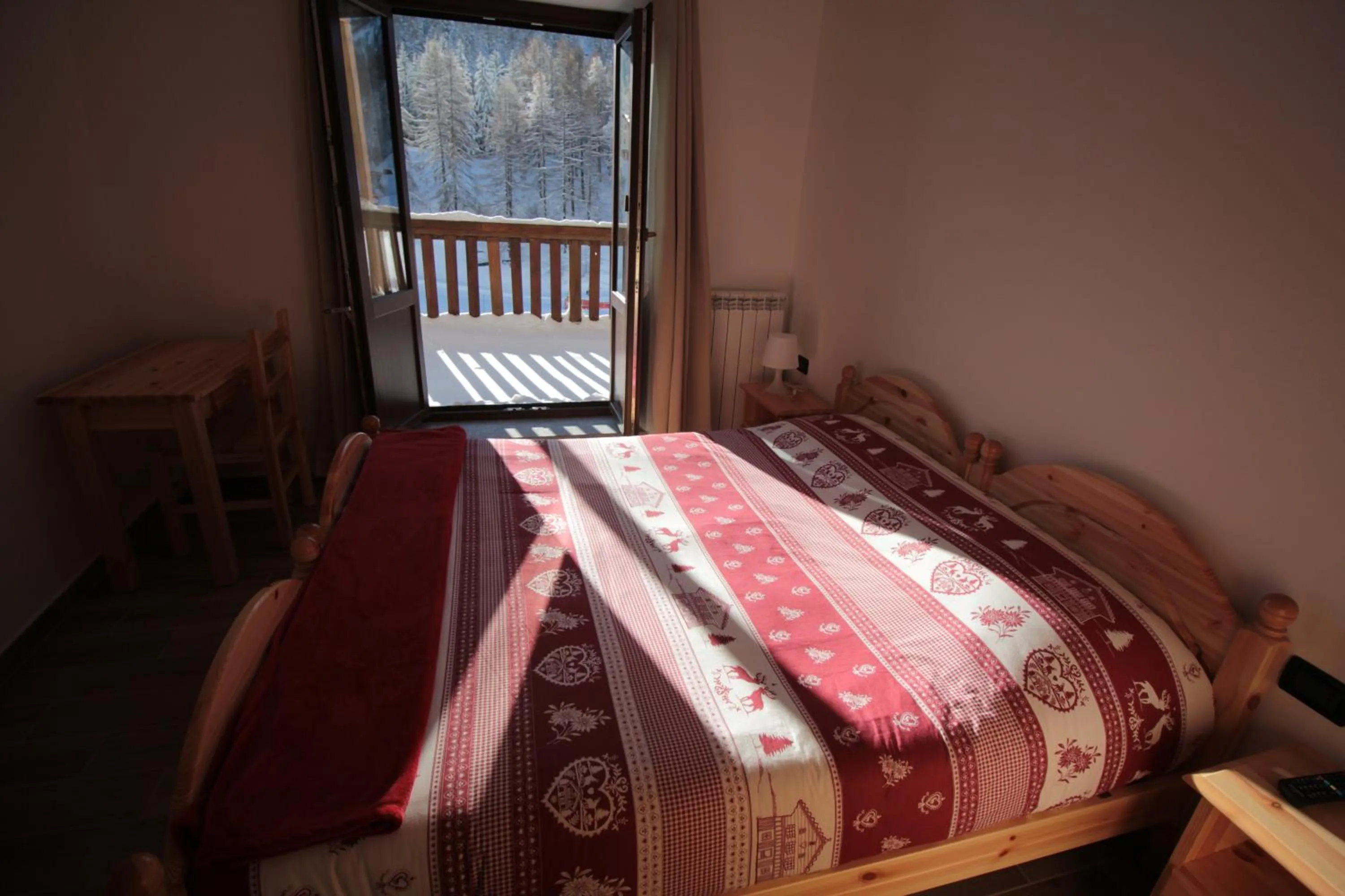 Bedroom, Bed in Hotel Al Foiron