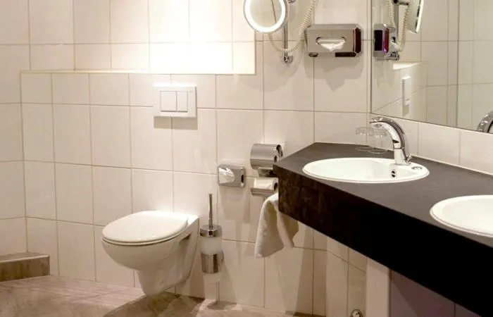 Bathroom in Gasthof zur Post Oberwirt