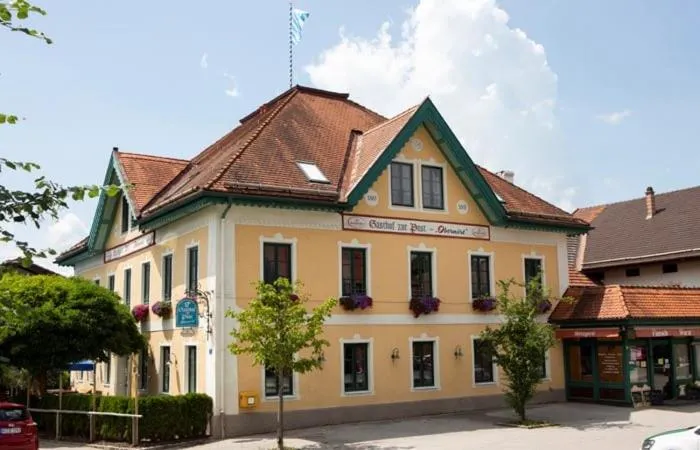 Property building in Gasthof zur Post Oberwirt