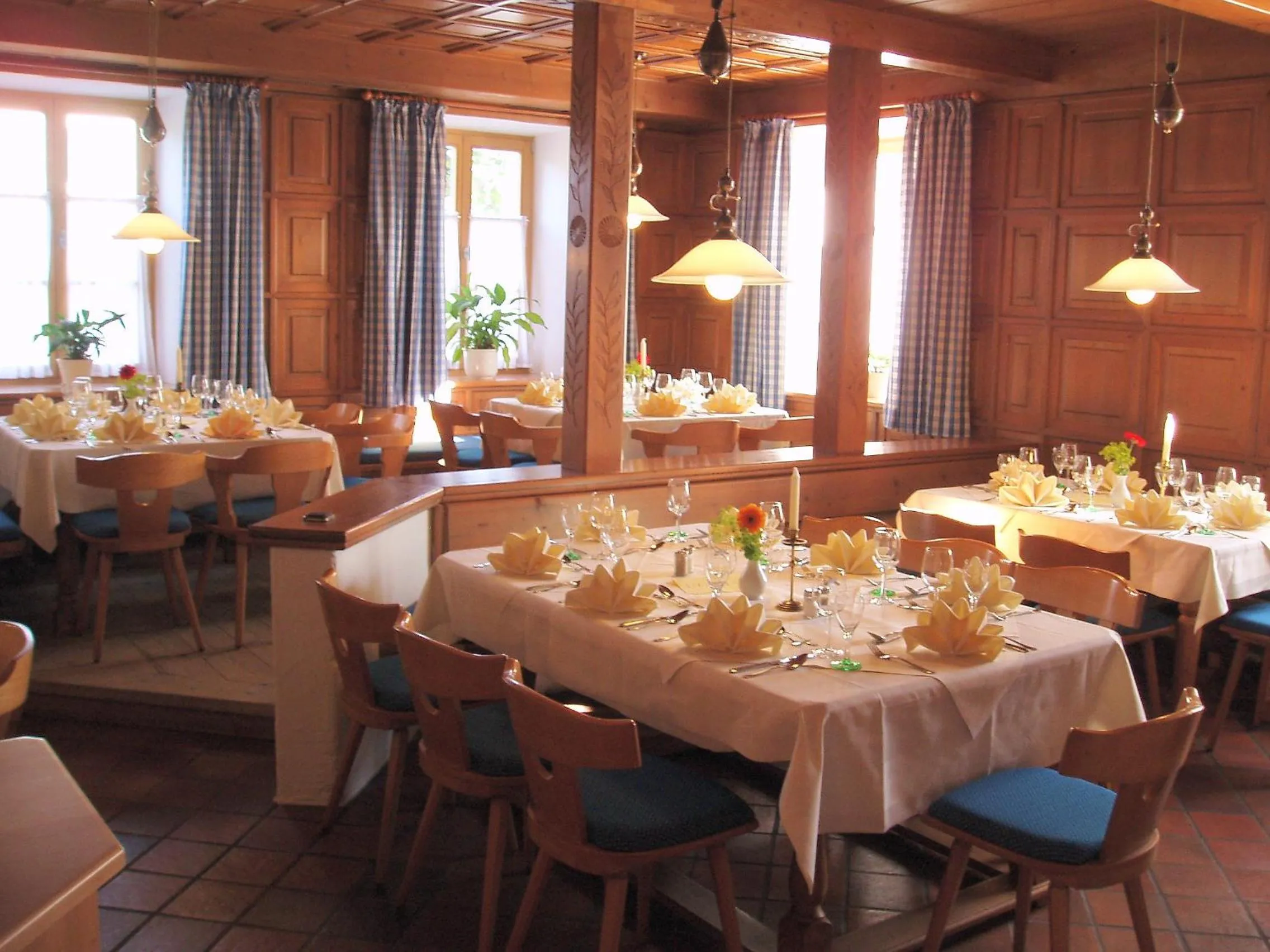 Restaurant/places to eat in Gasthof zur Post Oberwirt