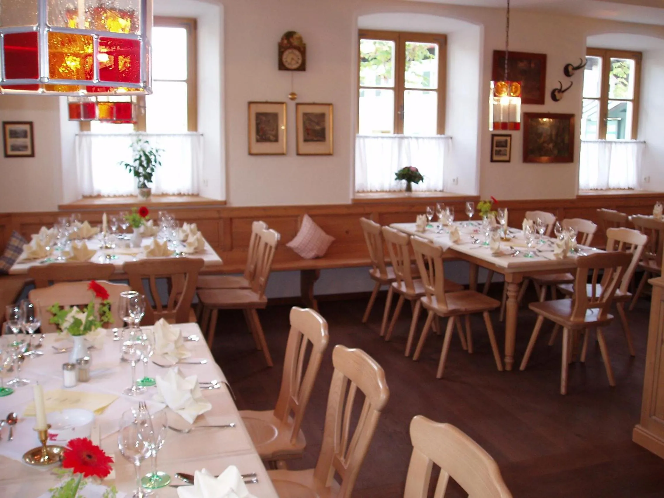 Restaurant/places to eat in Gasthof zur Post Oberwirt