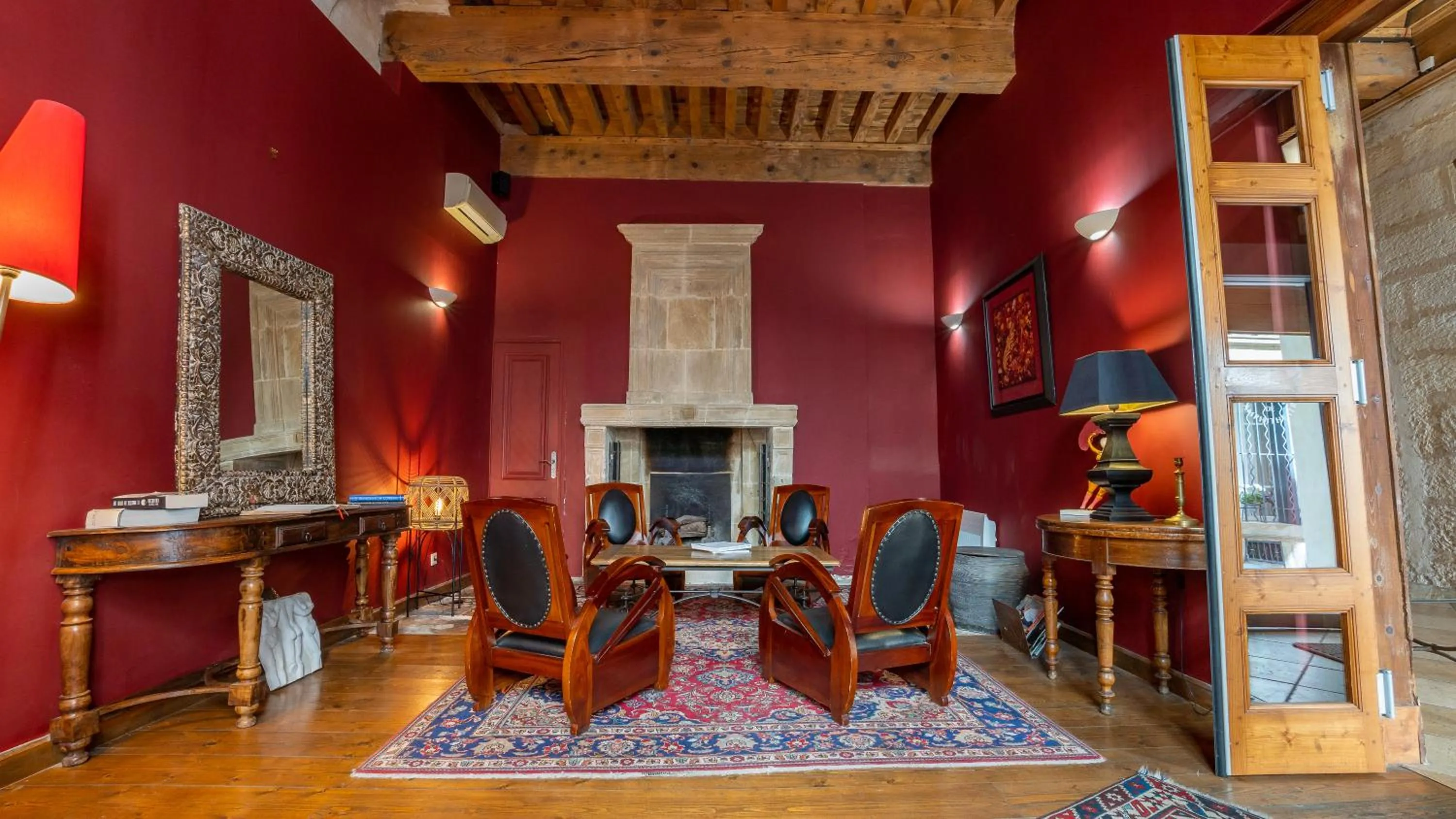 Living room in Hôtel Amphithéâtre