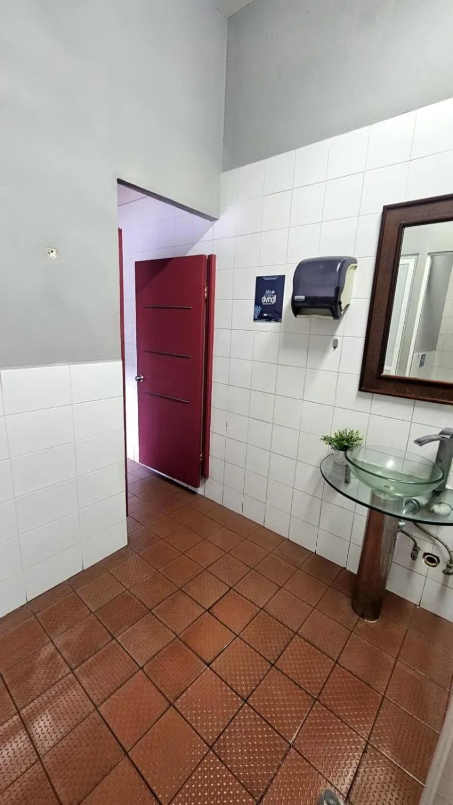 Bathroom in Hostel Auikyani