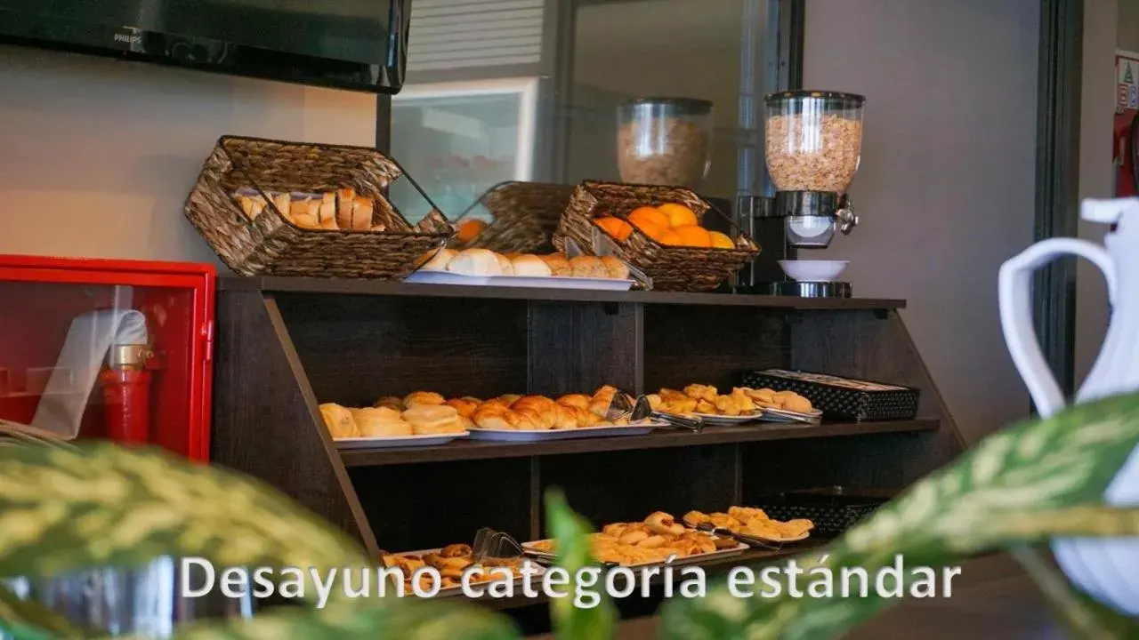 Breakfast in Hotel AATRAC Breakfast in Hotel AATRAC