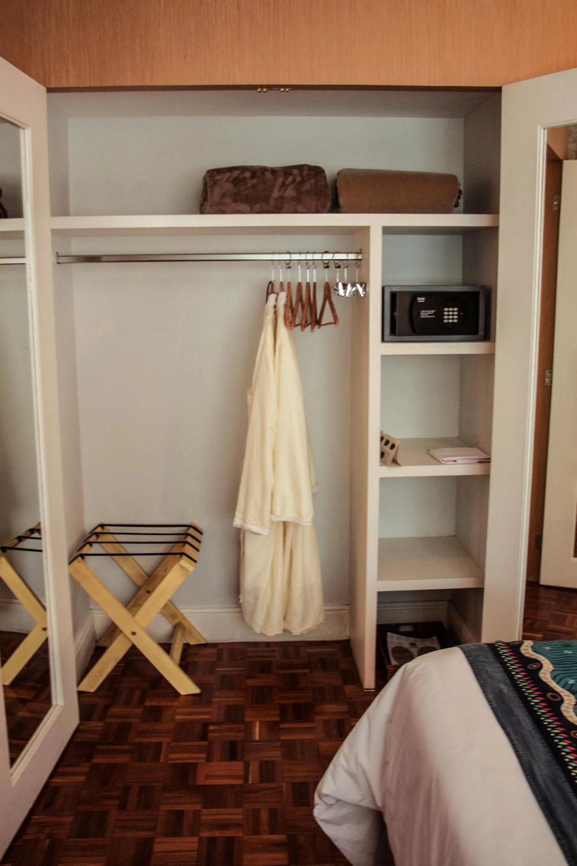 Photo of the whole room, Bed in Maria Condesa