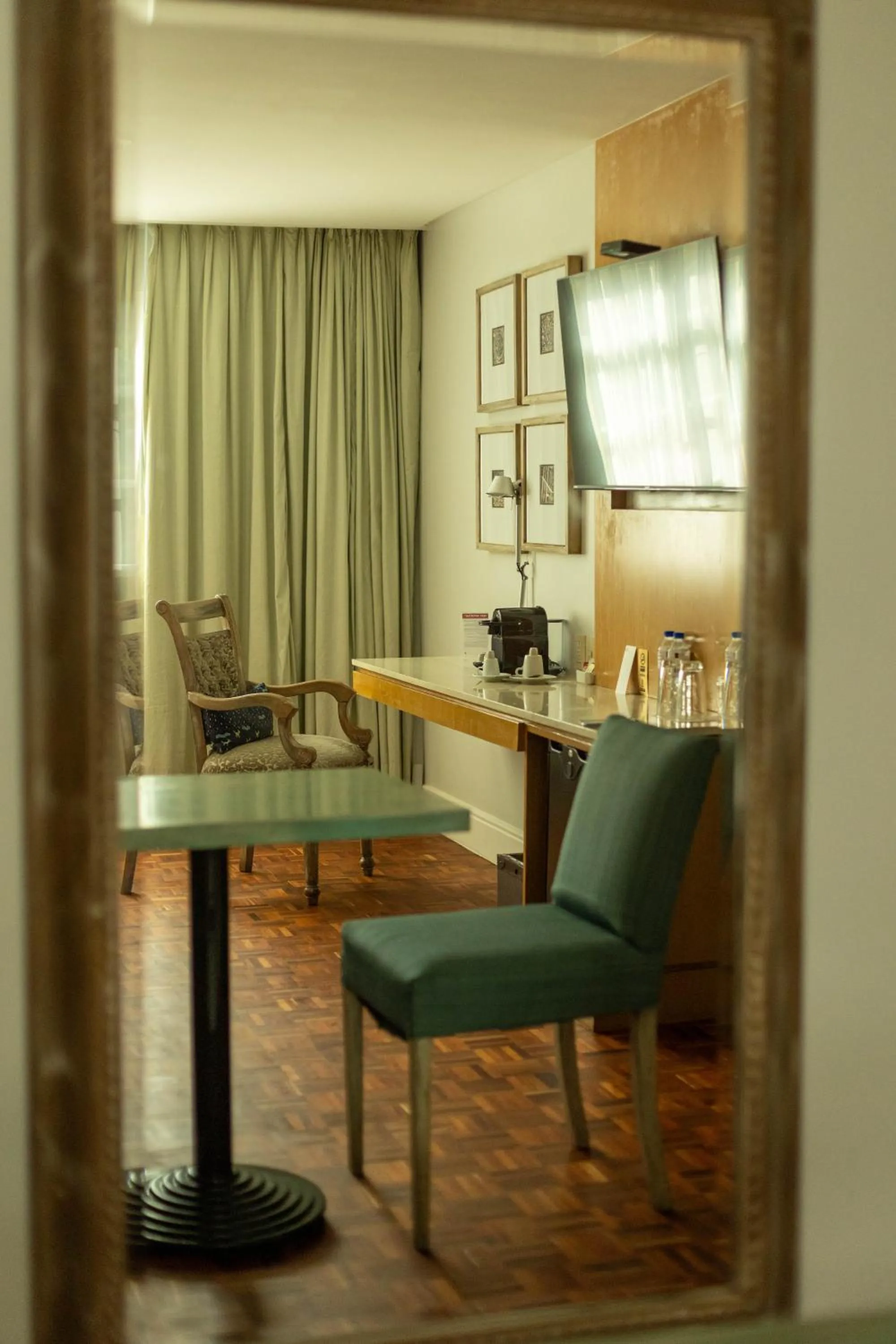 furniture in Maria Condesa