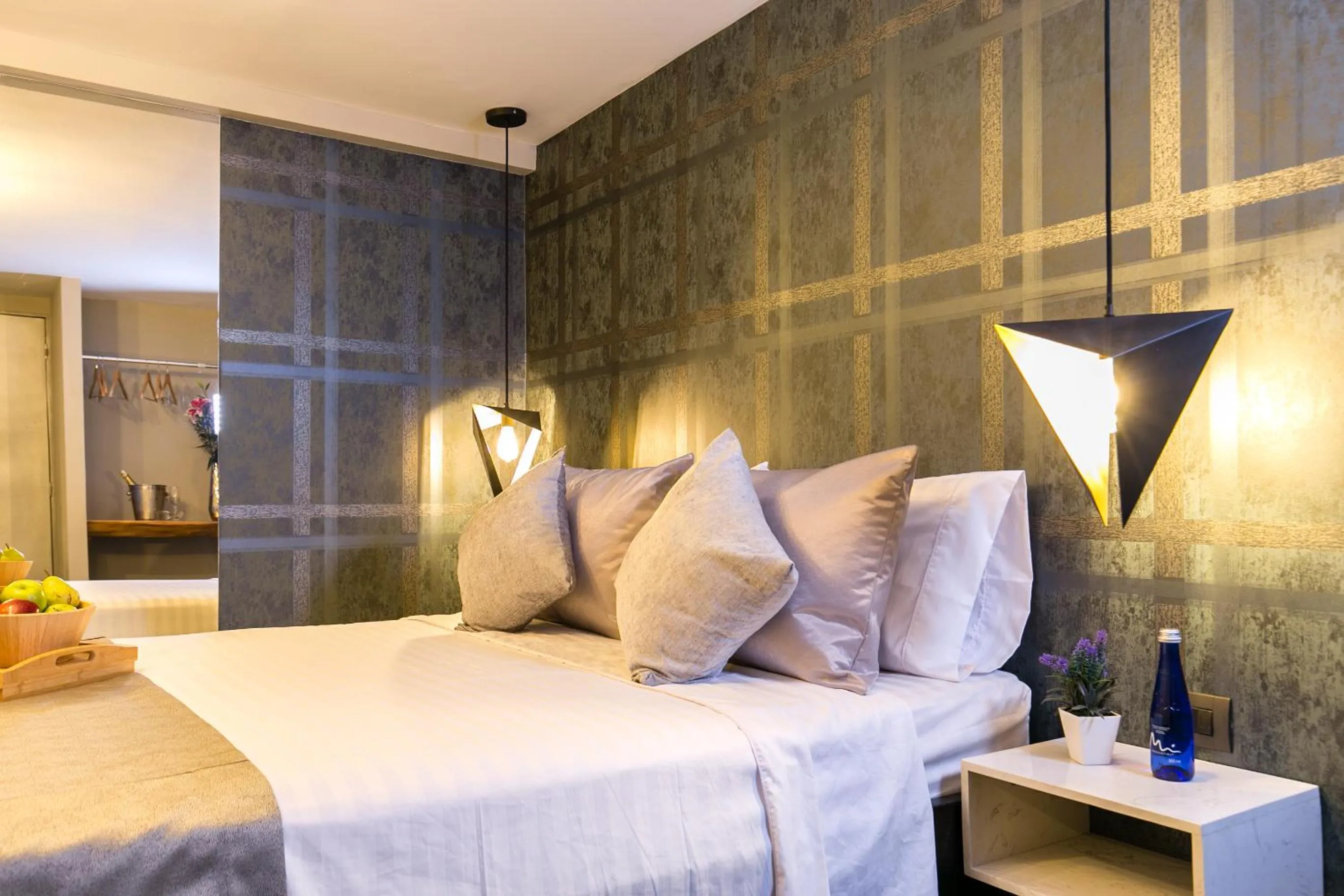 Bed in Provenza Lofts