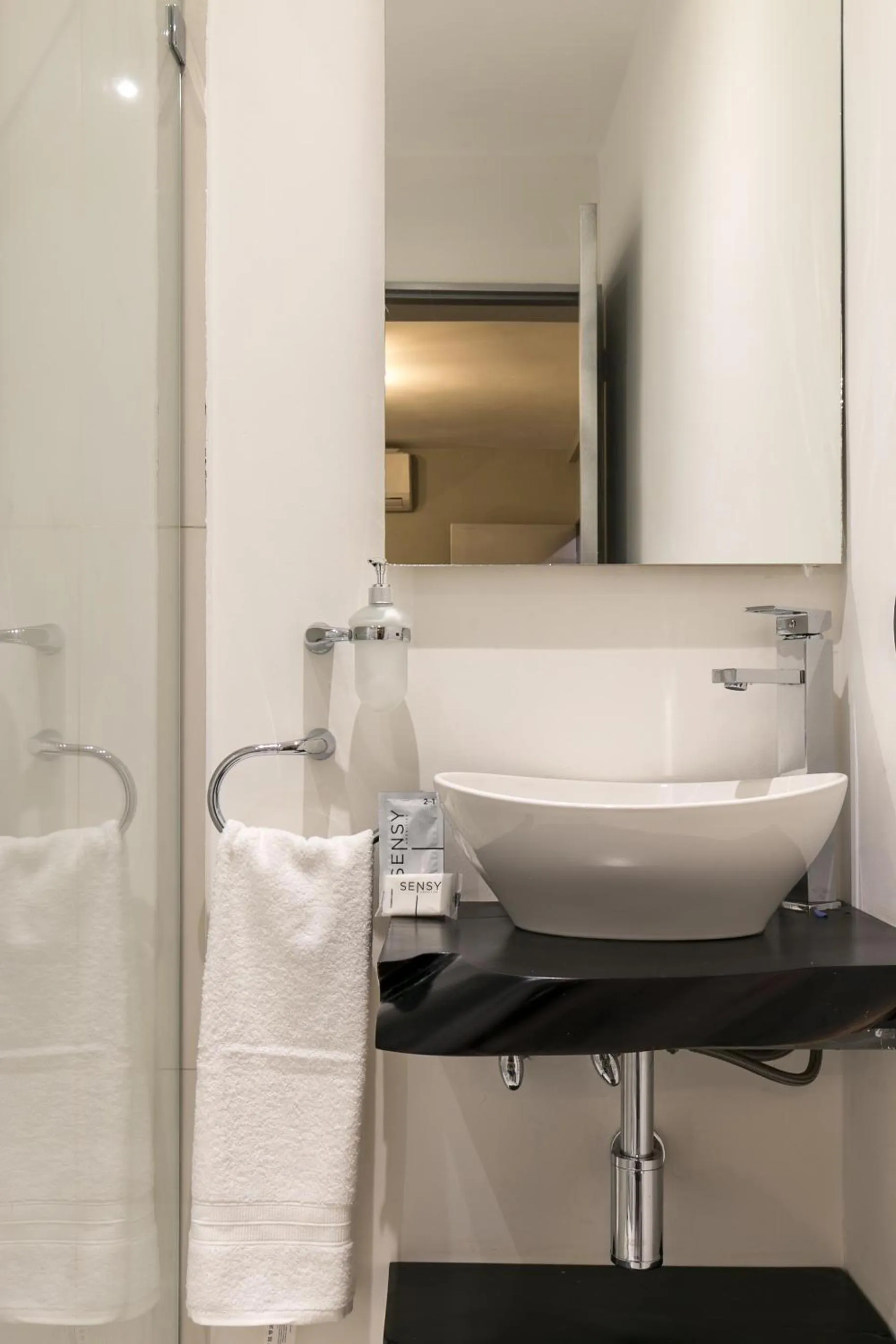 Bathroom in Provenza Lofts