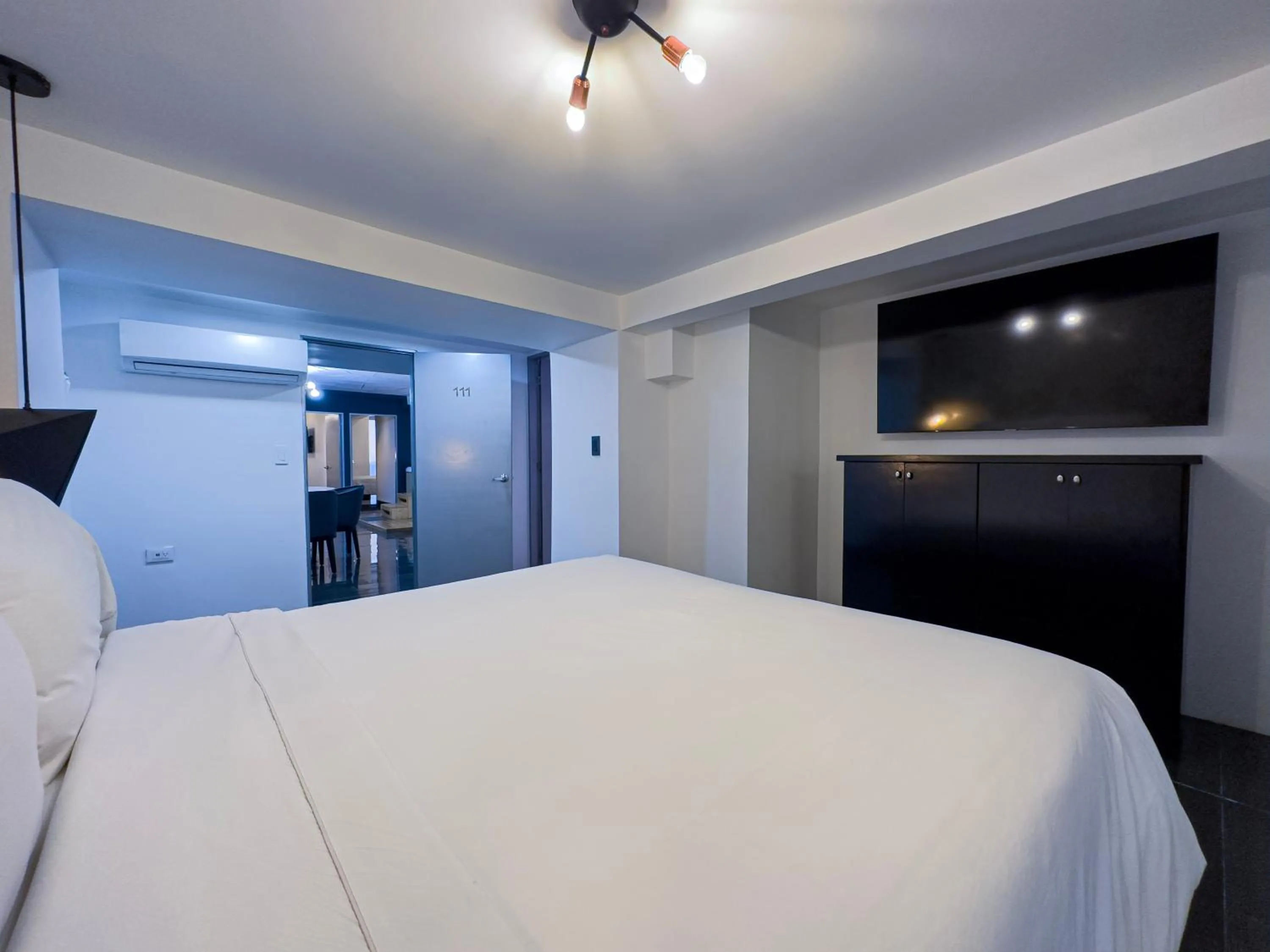 Bed in Provenza Lofts