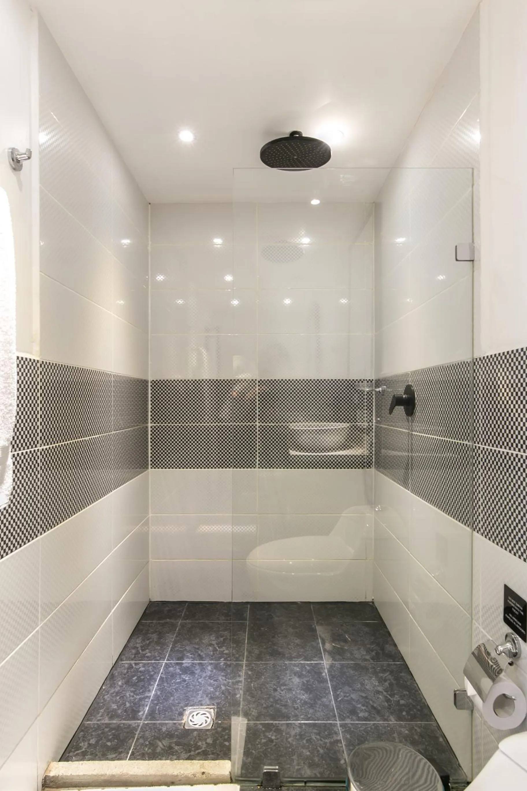 Bathroom in Provenza Lofts