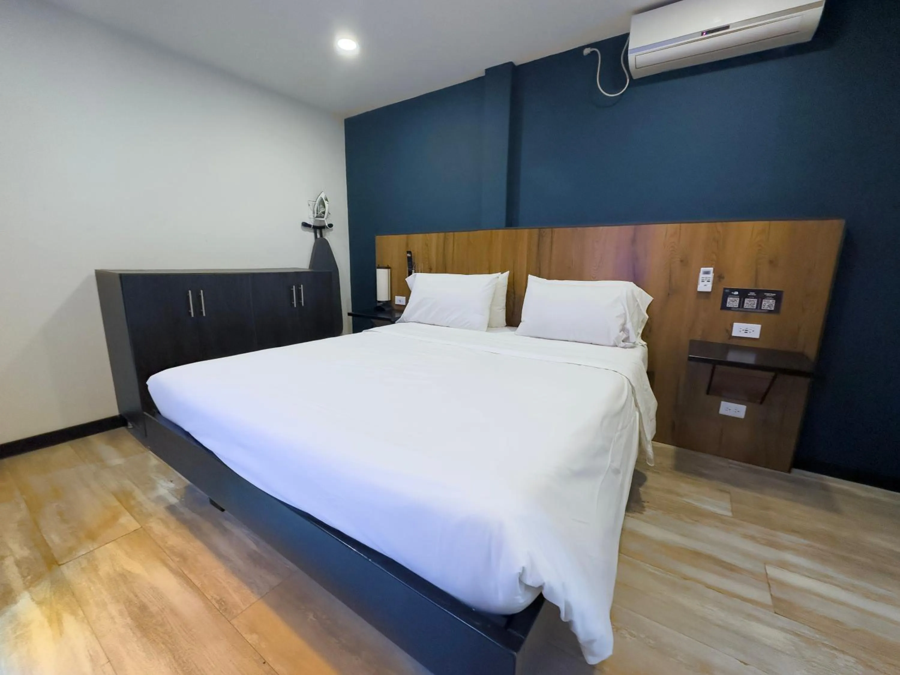 Bed in Provenza Lofts