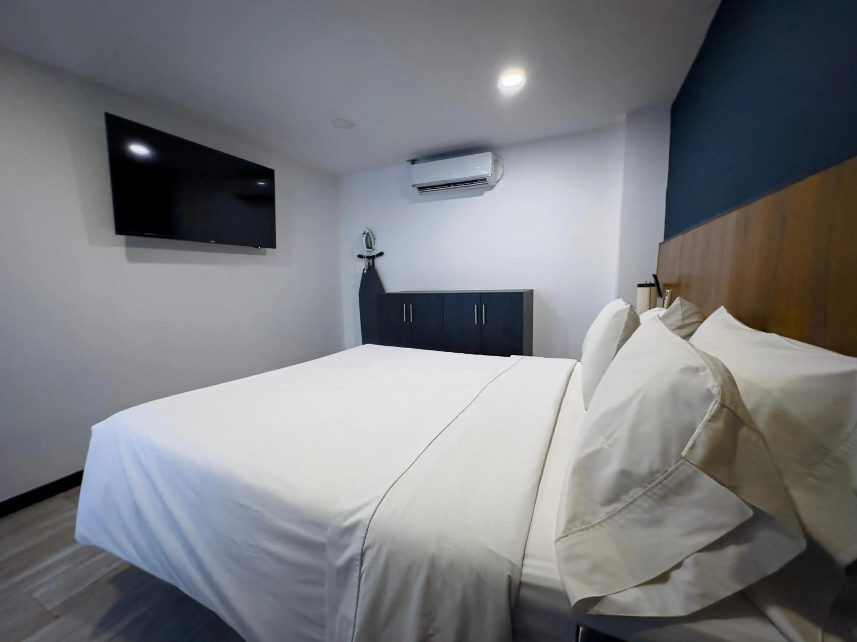 Bed in Provenza Lofts