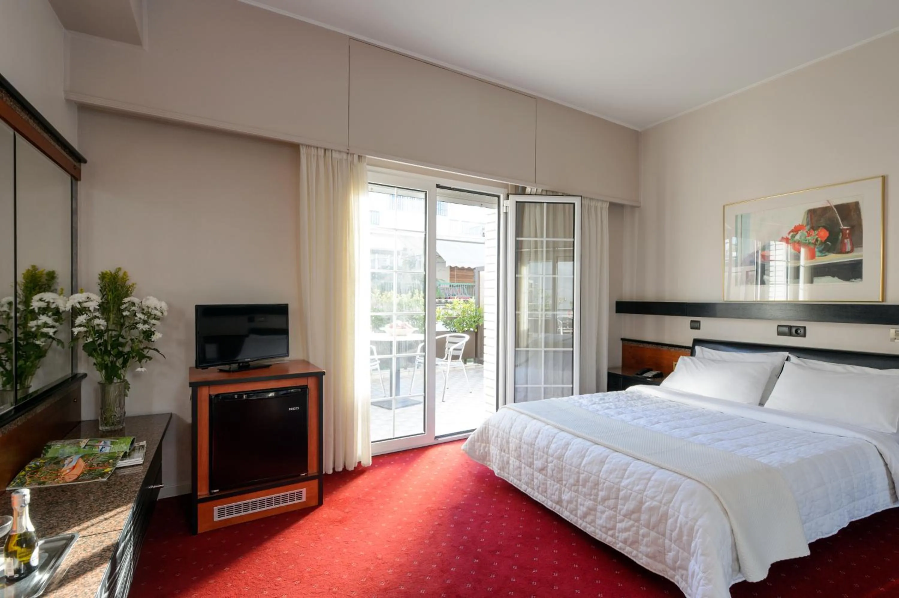 Bed in Victory Inn Hotel