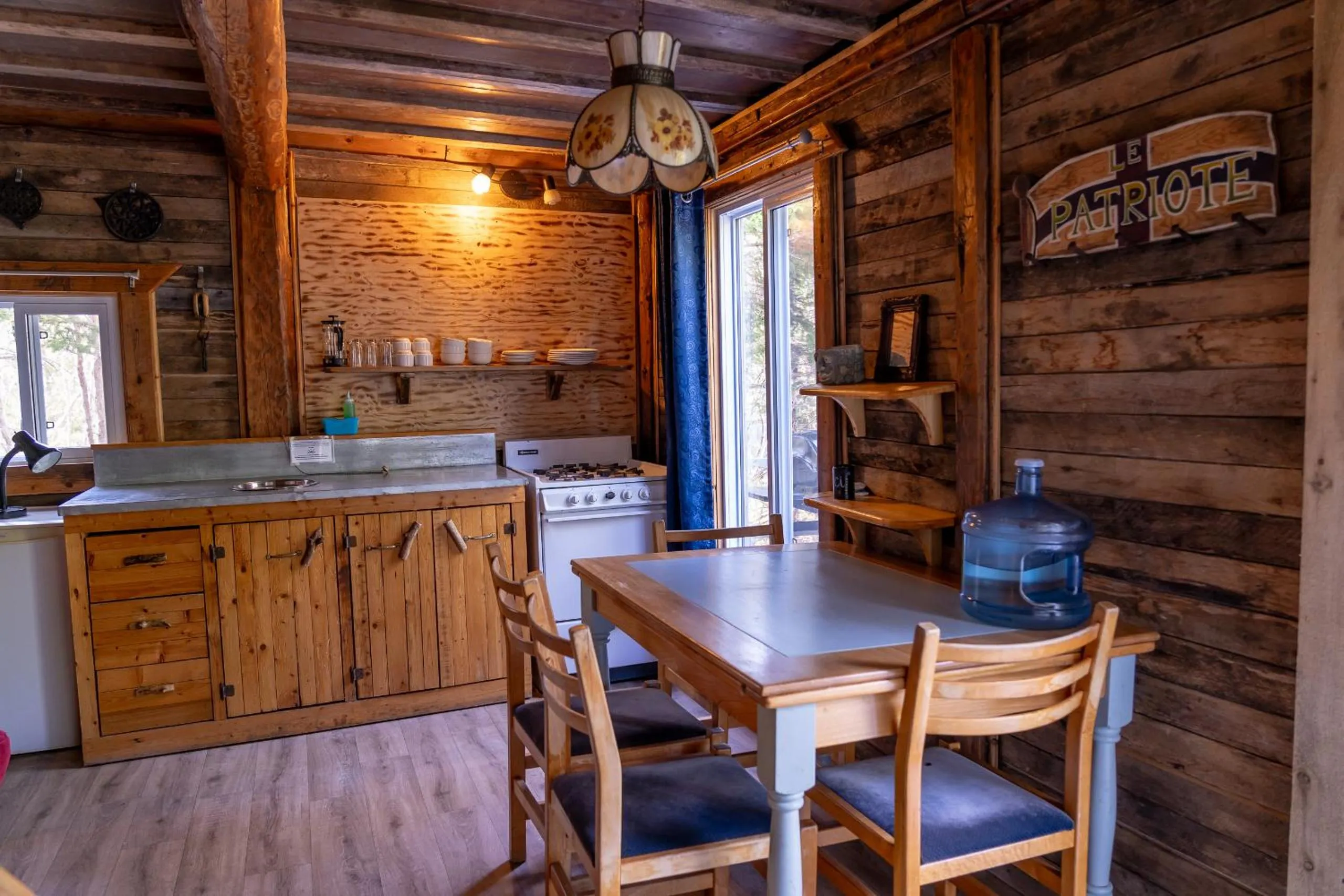 kitchen in Auberge/Chalet Griffon Aventure
