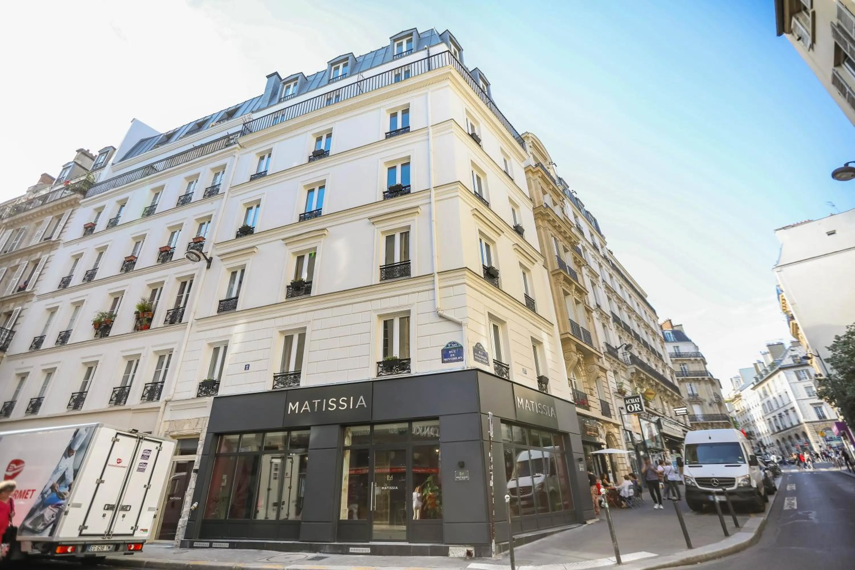 Property building in LE MATISSIA