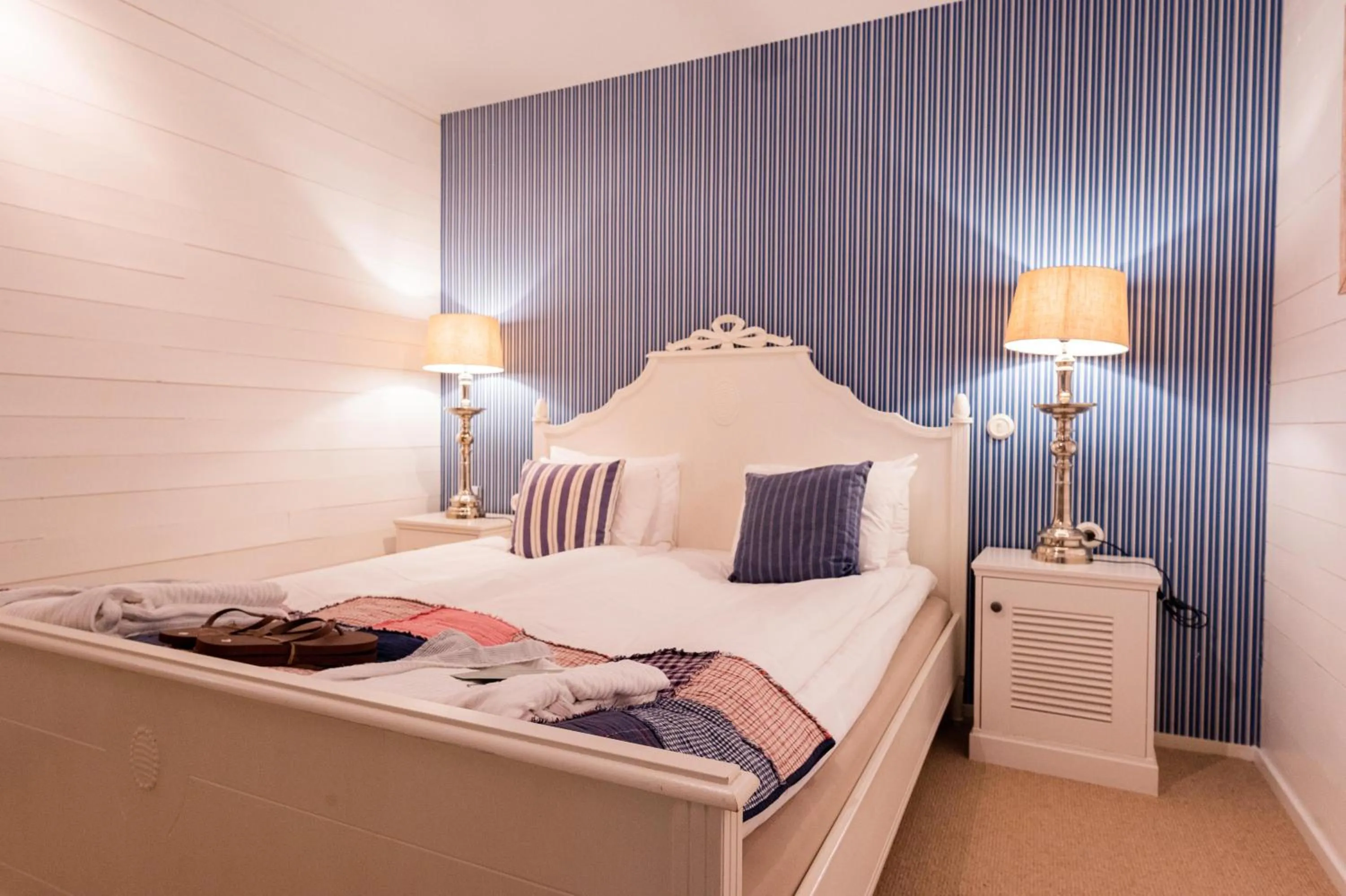 Photo of the whole room, Bed in Ystad Saltsjöbad