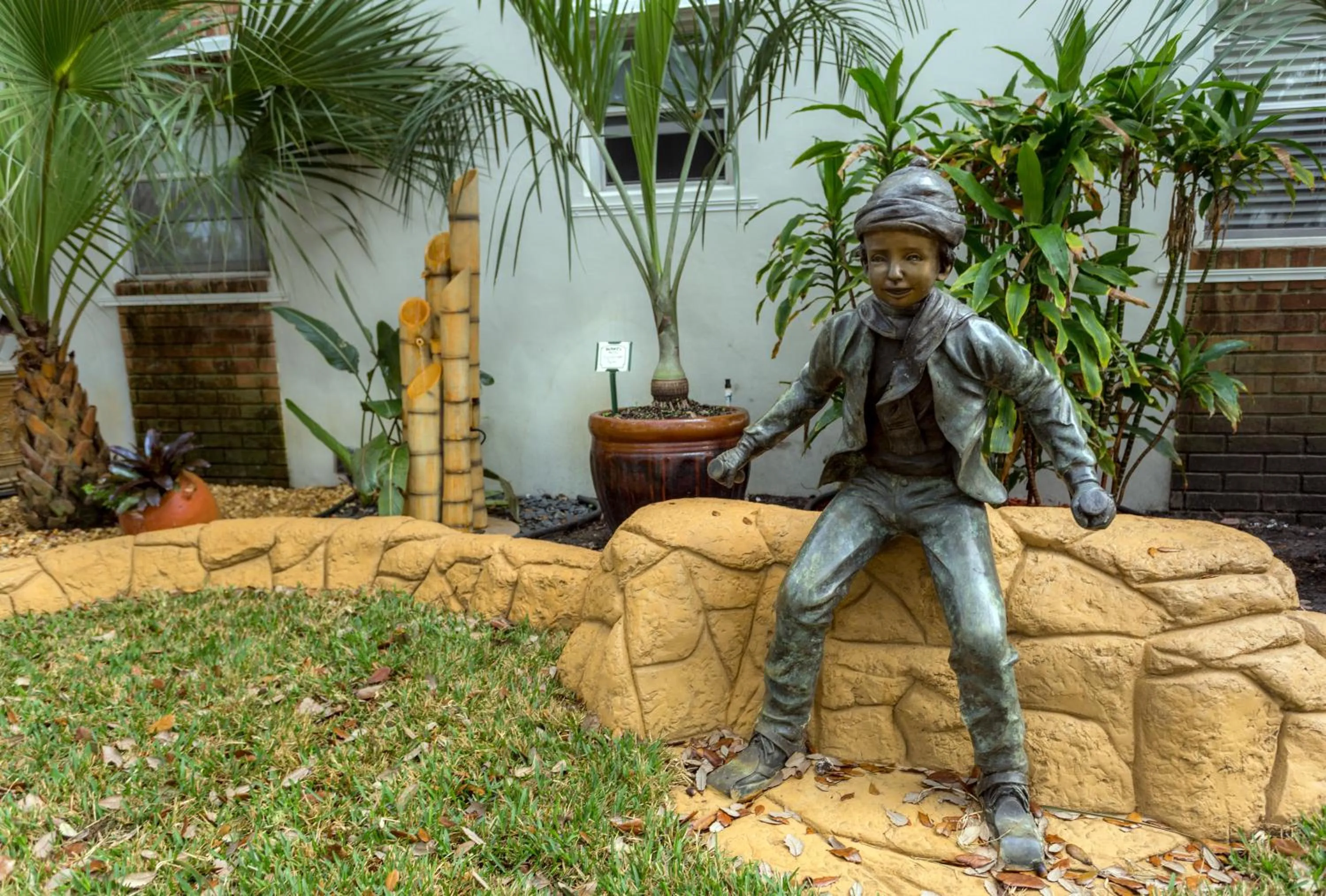 Richard's Motel Studios