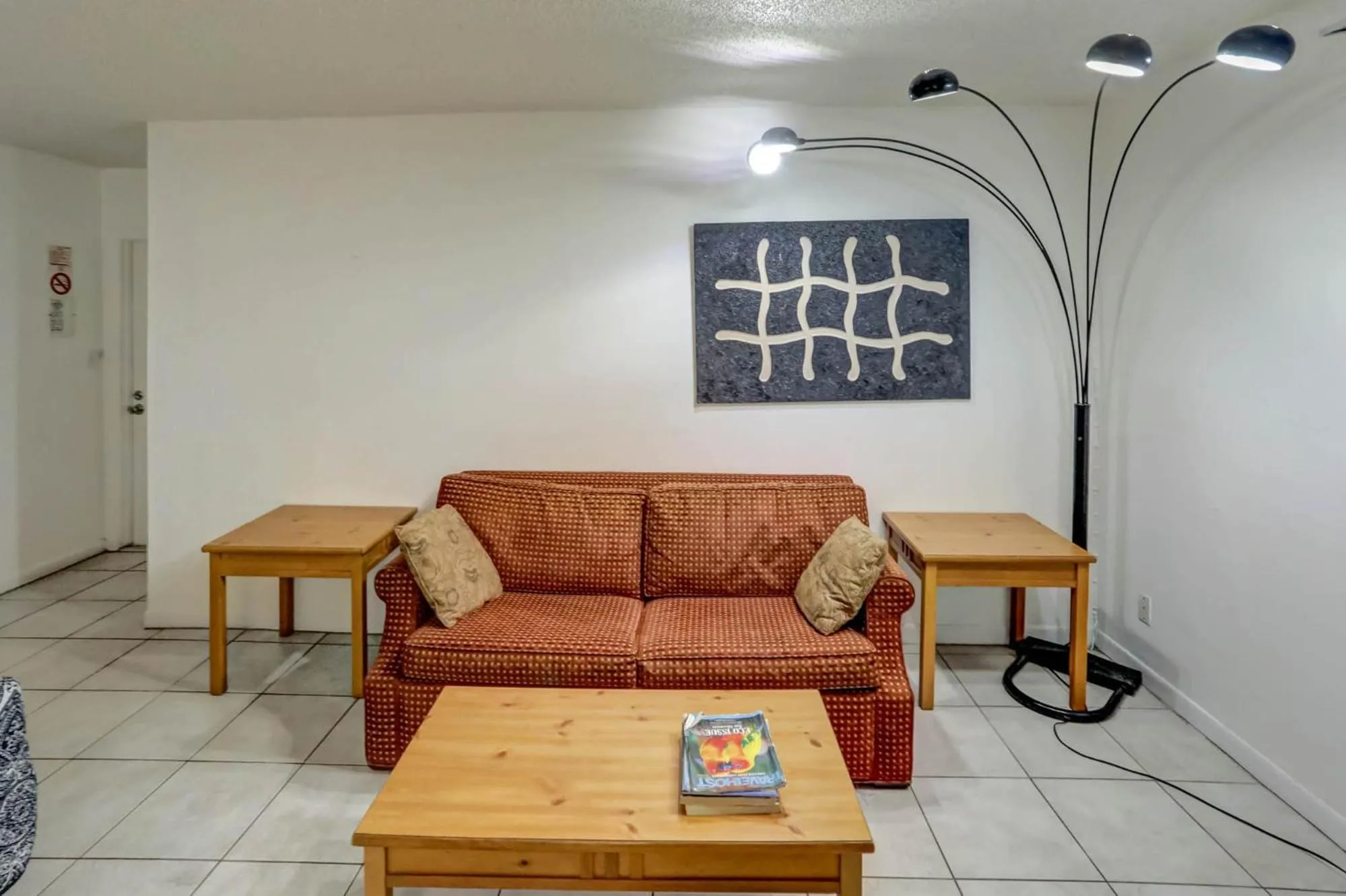 Richard's Motel Studios