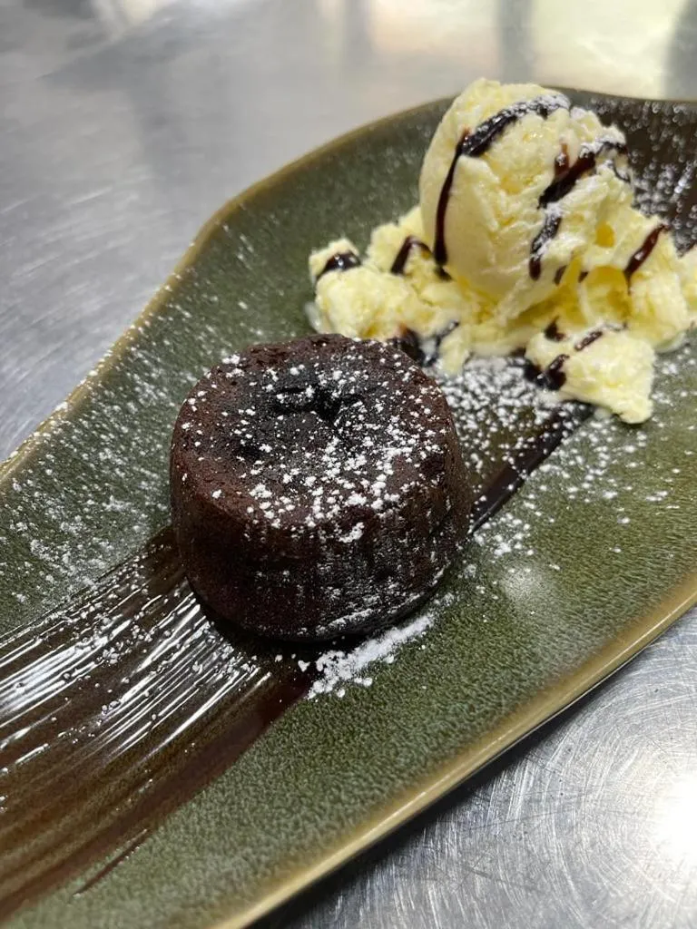 Food and drinks in Hotel River