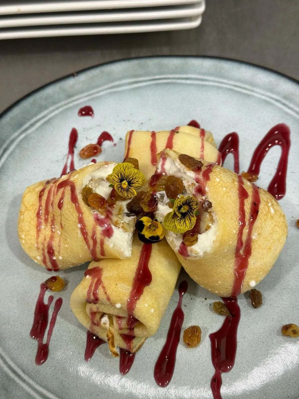 Food and drinks in Hotel River