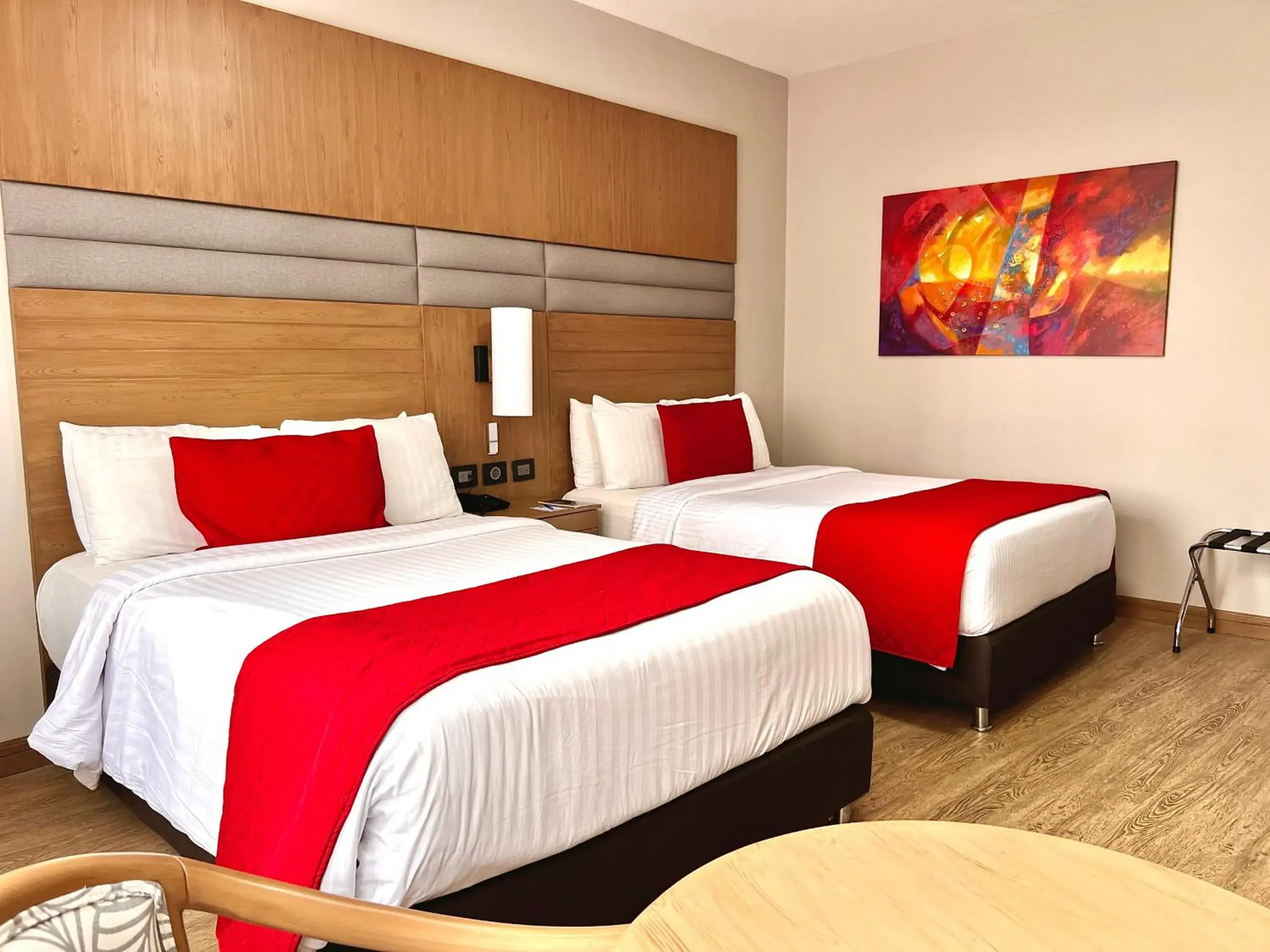 Photo of the whole room, Bed in Hotel Dann Carlton Cali Photo of the whole room, Bed in Hotel Dann Carlton Cali