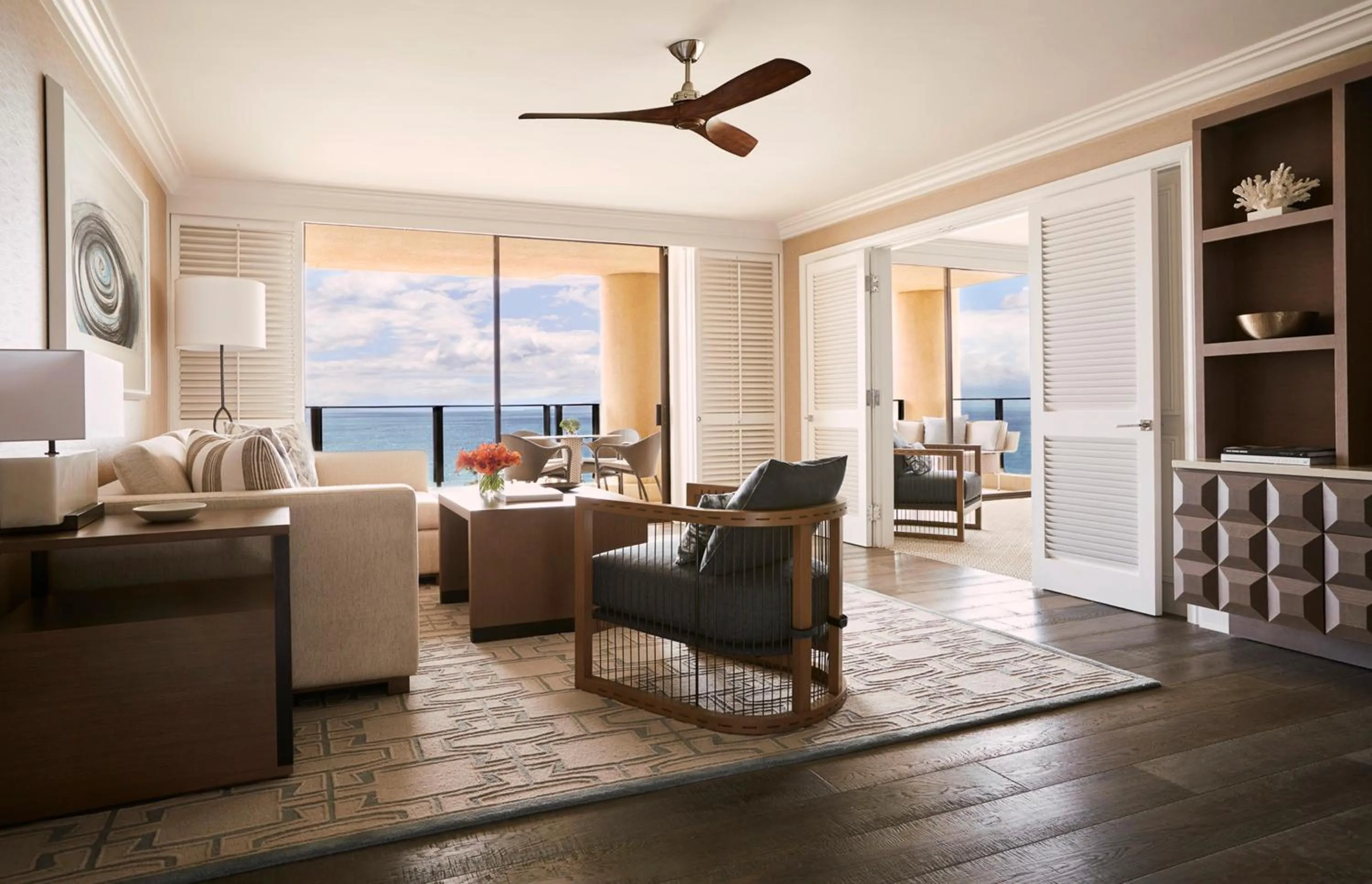 TV and multimedia in Four Seasons Resort Maui at Wailea