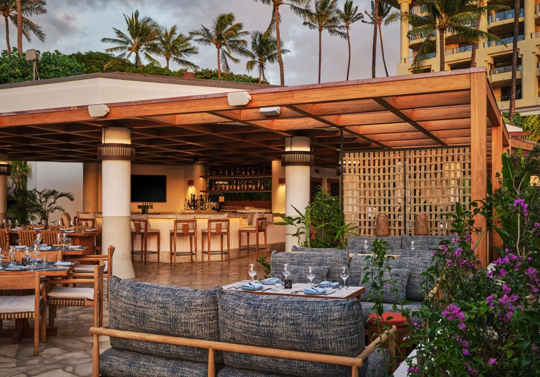 Restaurant/places to eat in Four Seasons Resort Maui at Wailea
