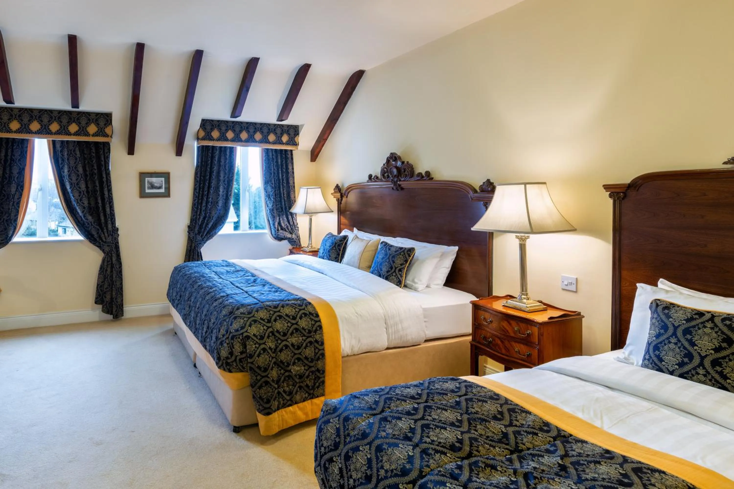 Bed in Earls Court House