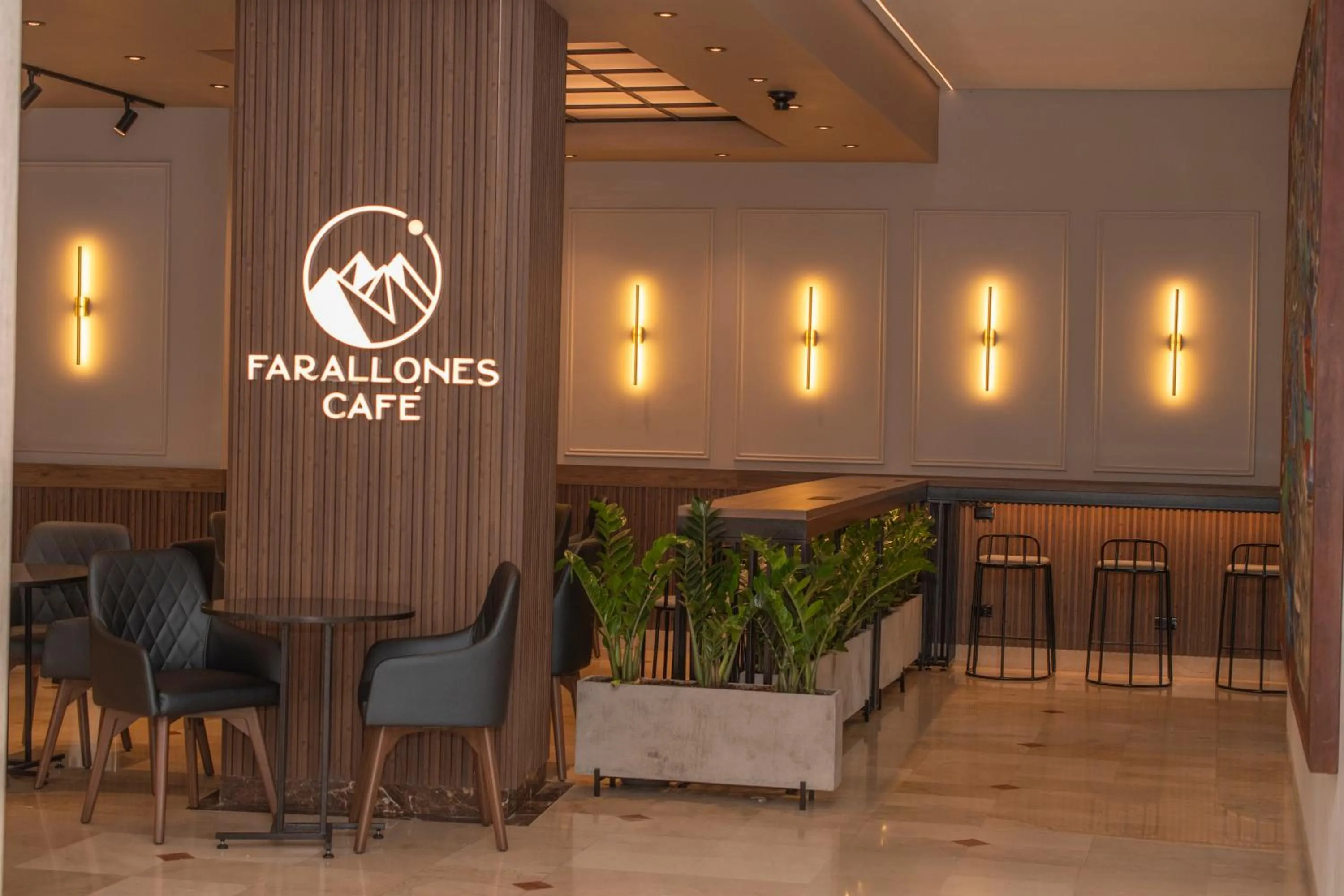 Living room in Hotel Dann Cali