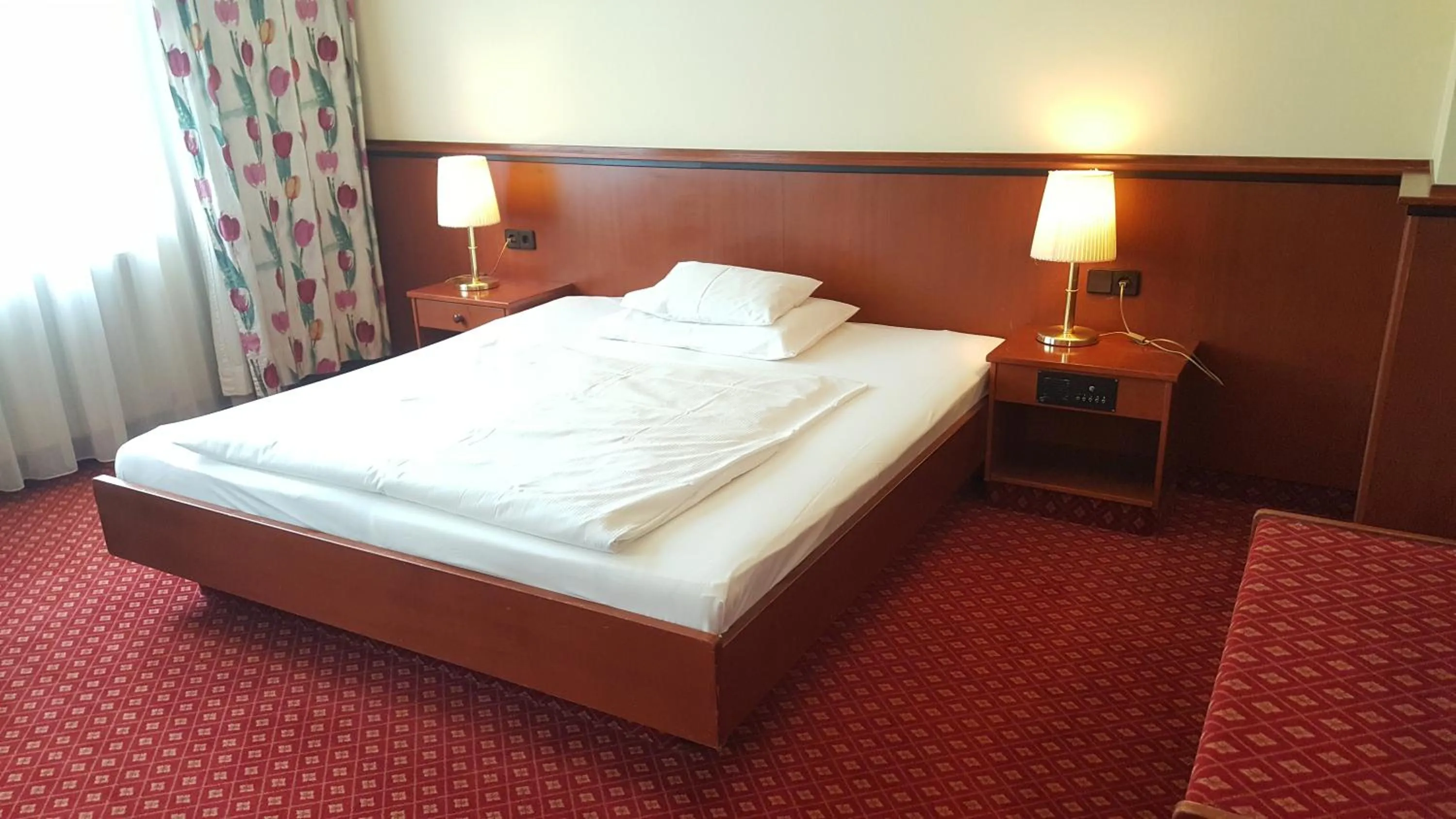 Bedroom, Bed in Landhotel Jagdhof