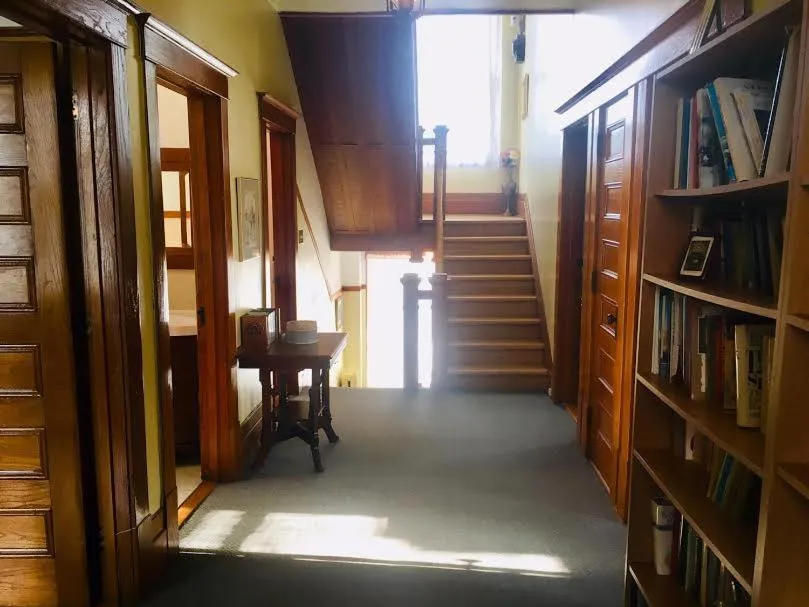 Le Petit Château Montebello B&B