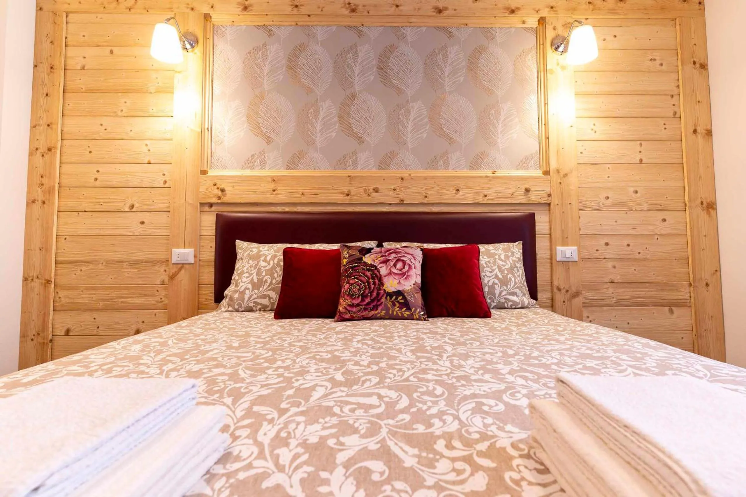 Bedroom, Bed in Ledro Lake Suite "Pur"