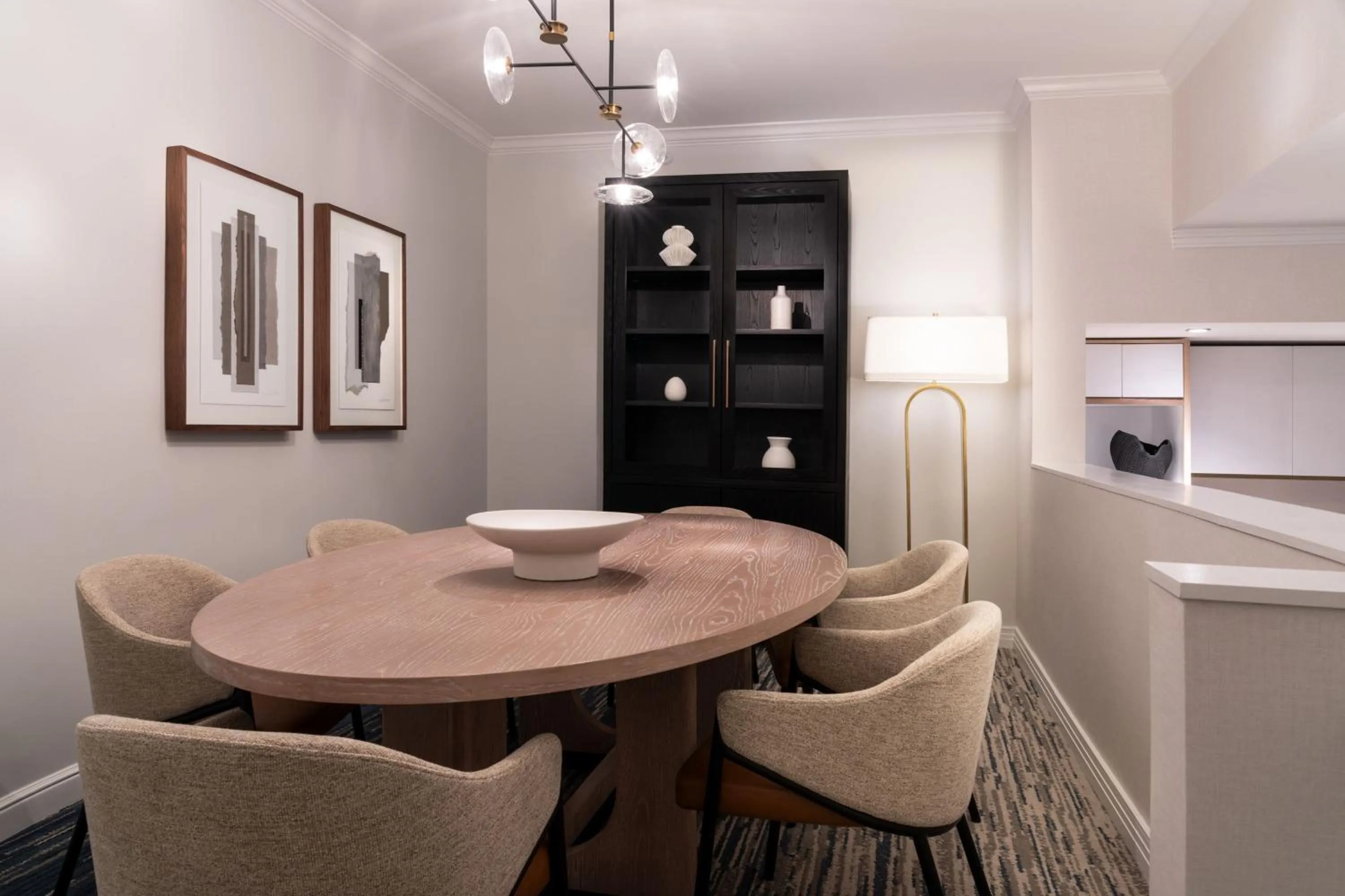 Kitchen or kitchenette in The Ritz-Carlton Dallas, Las Colinas