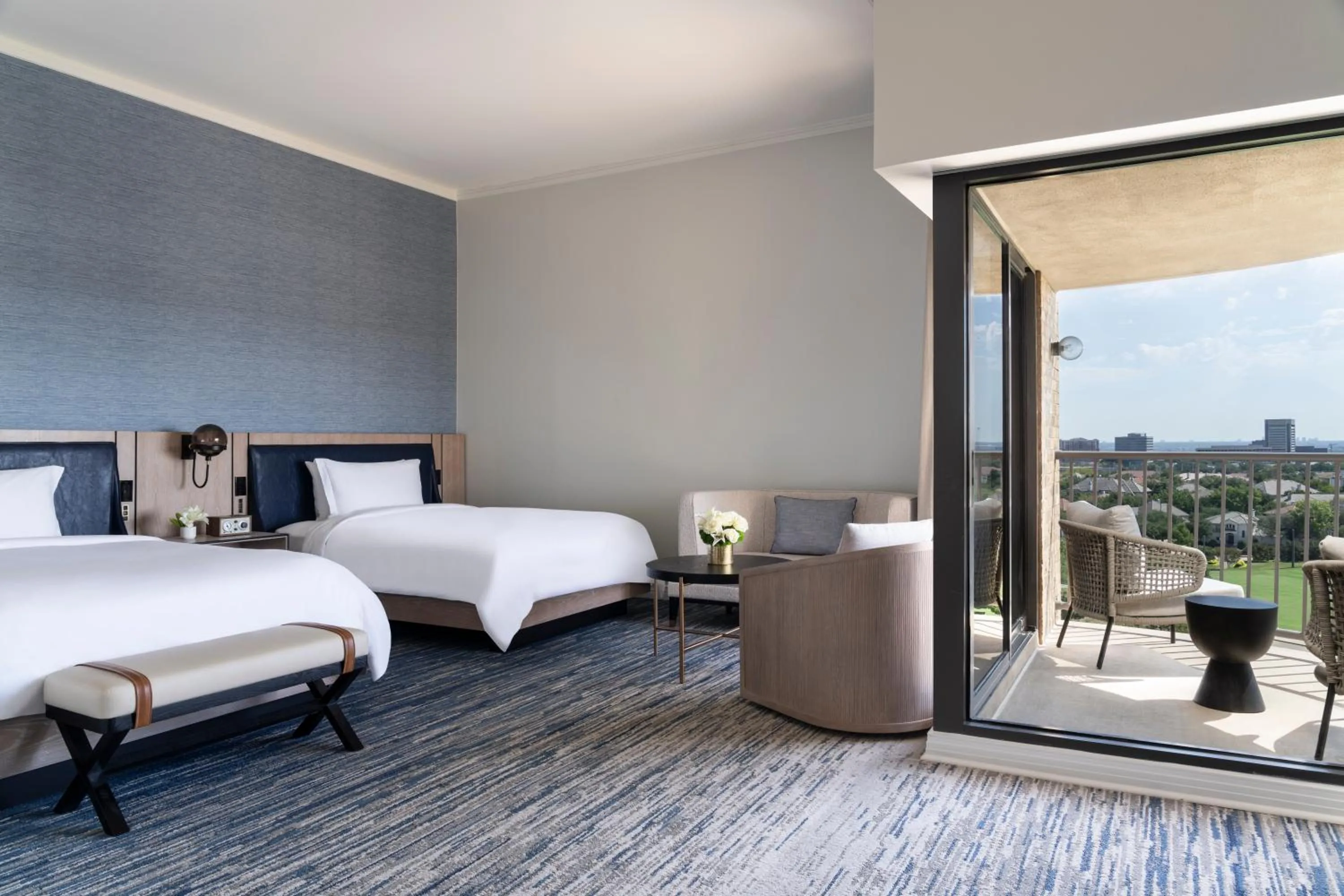Balcony/Terrace, Bed in The Ritz-Carlton Dallas, Las Colinas