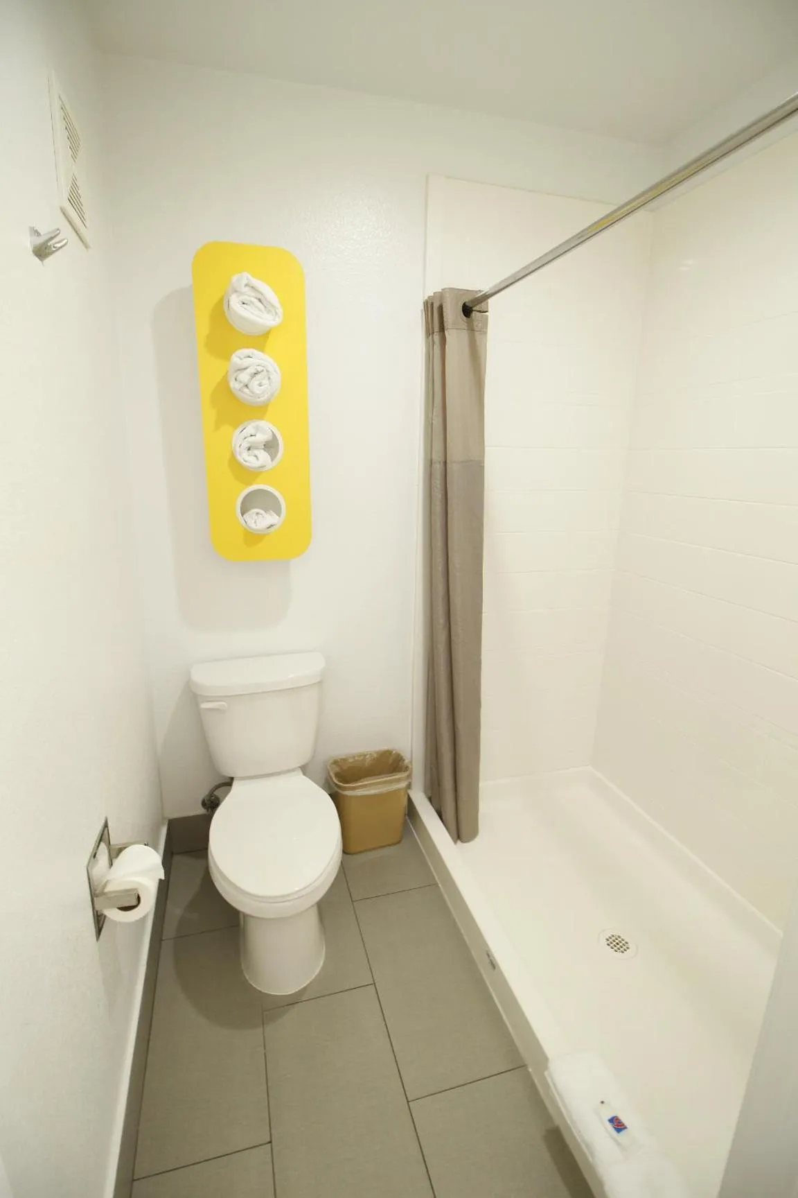 Bathroom in Motel 6-Moreno Valley, CA - Perris