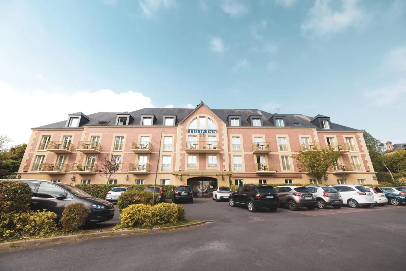 Property building in Tulip Inn Honfleur Residence &amp; Spa
