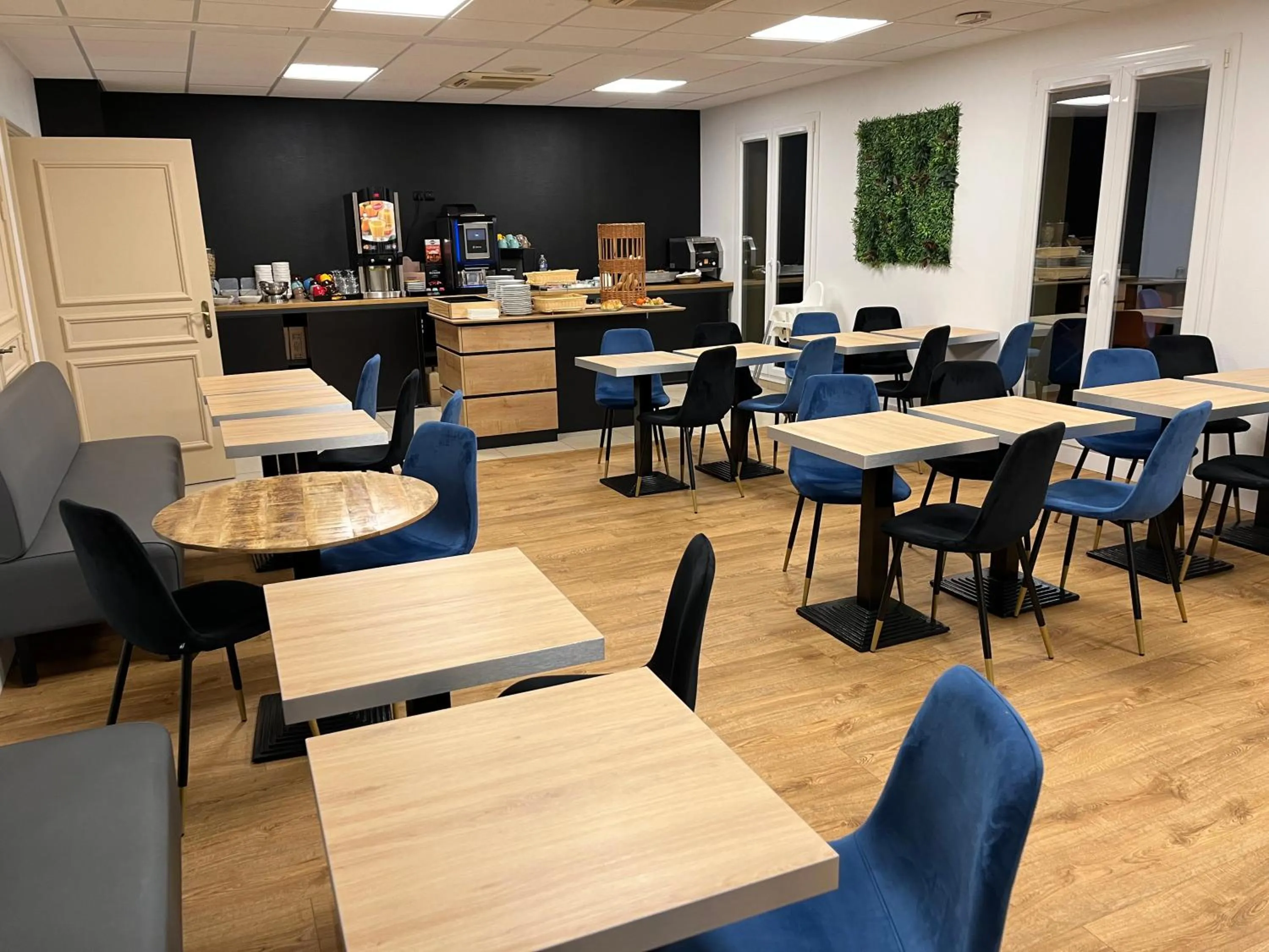 Property building in Tulip Inn Honfleur Residence &amp; Spa