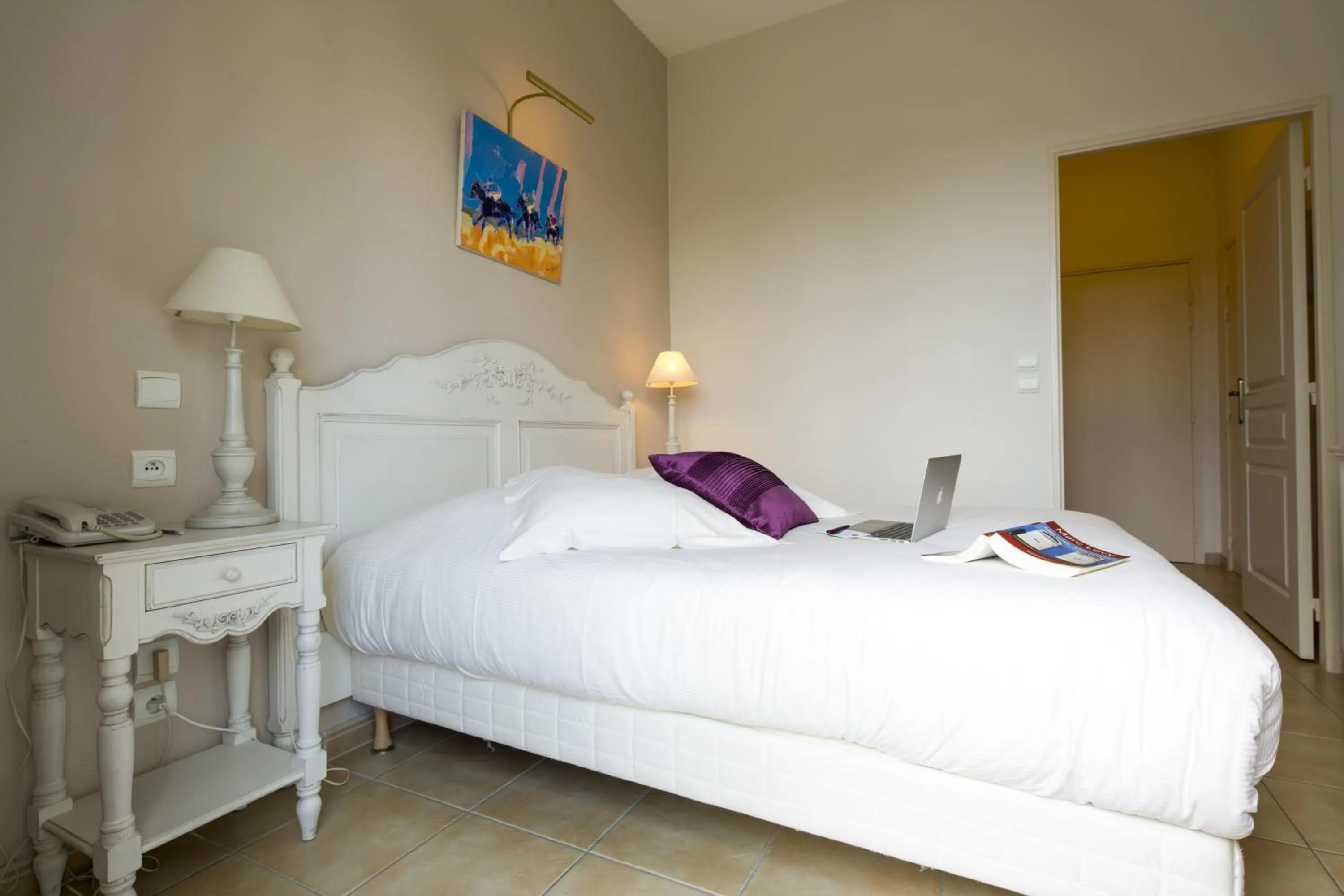 Bed in Tulip Inn Honfleur Residence &amp; Spa