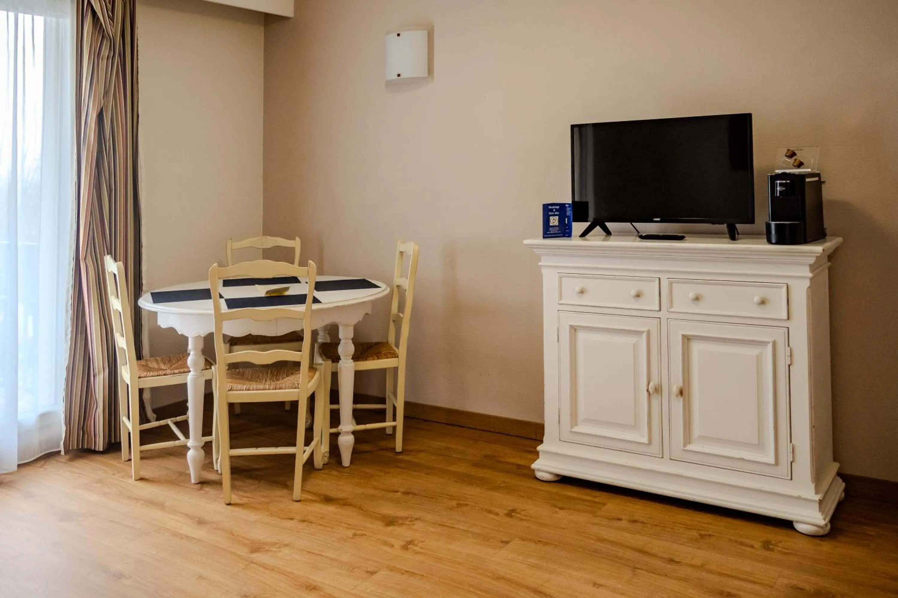 Dining area in Tulip Inn Honfleur Residence &amp; Spa