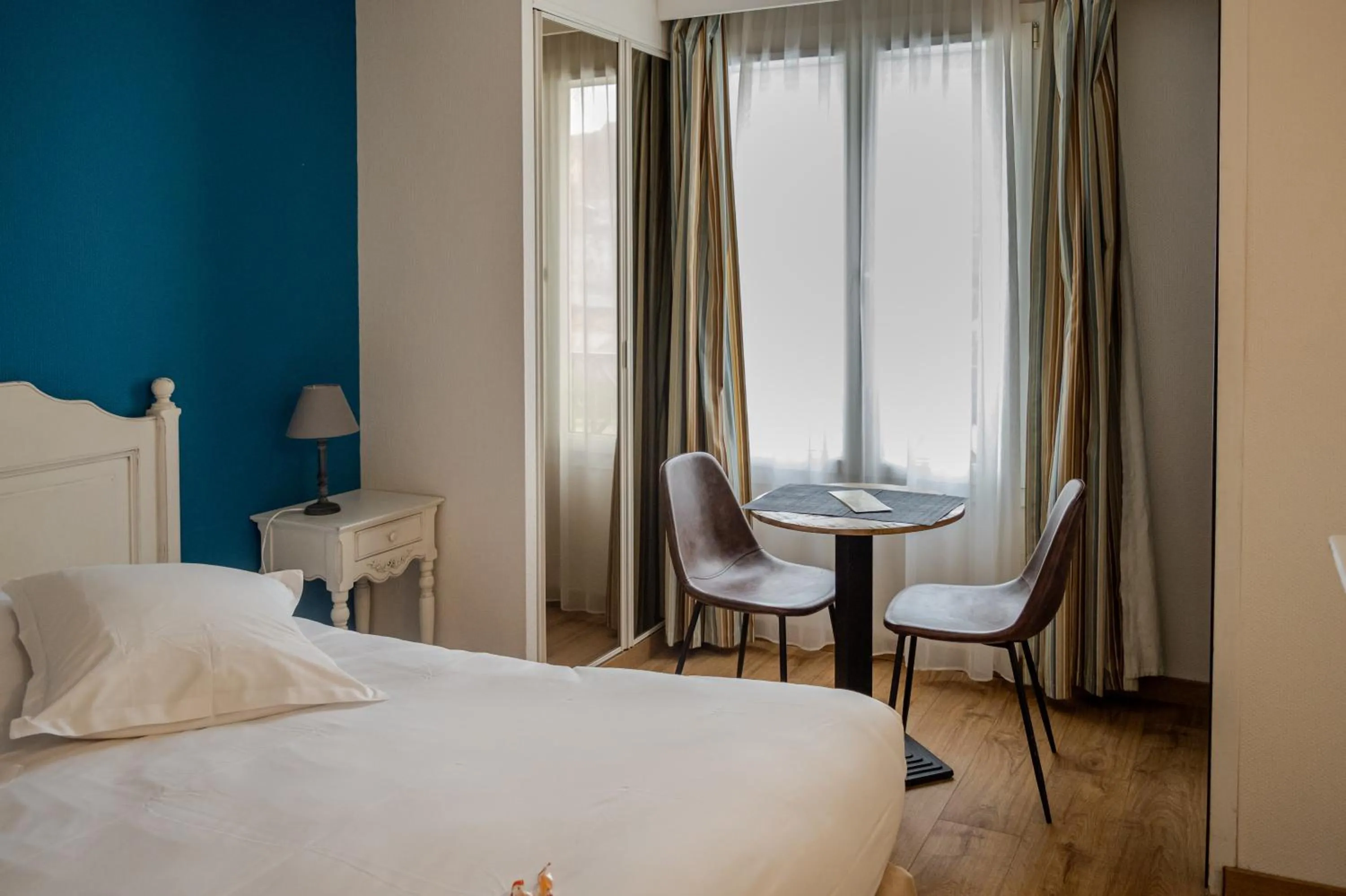 Bedroom, Bed in Tulip Inn Honfleur Residence &amp; Spa