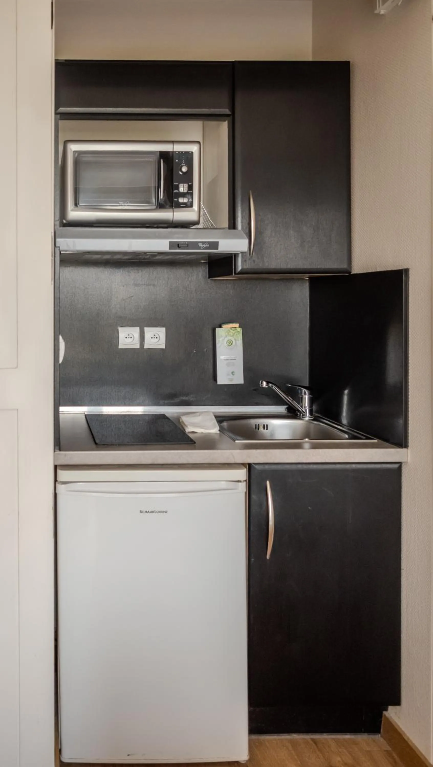 Kitchen or kitchenette in Tulip Inn Honfleur Residence &amp; Spa