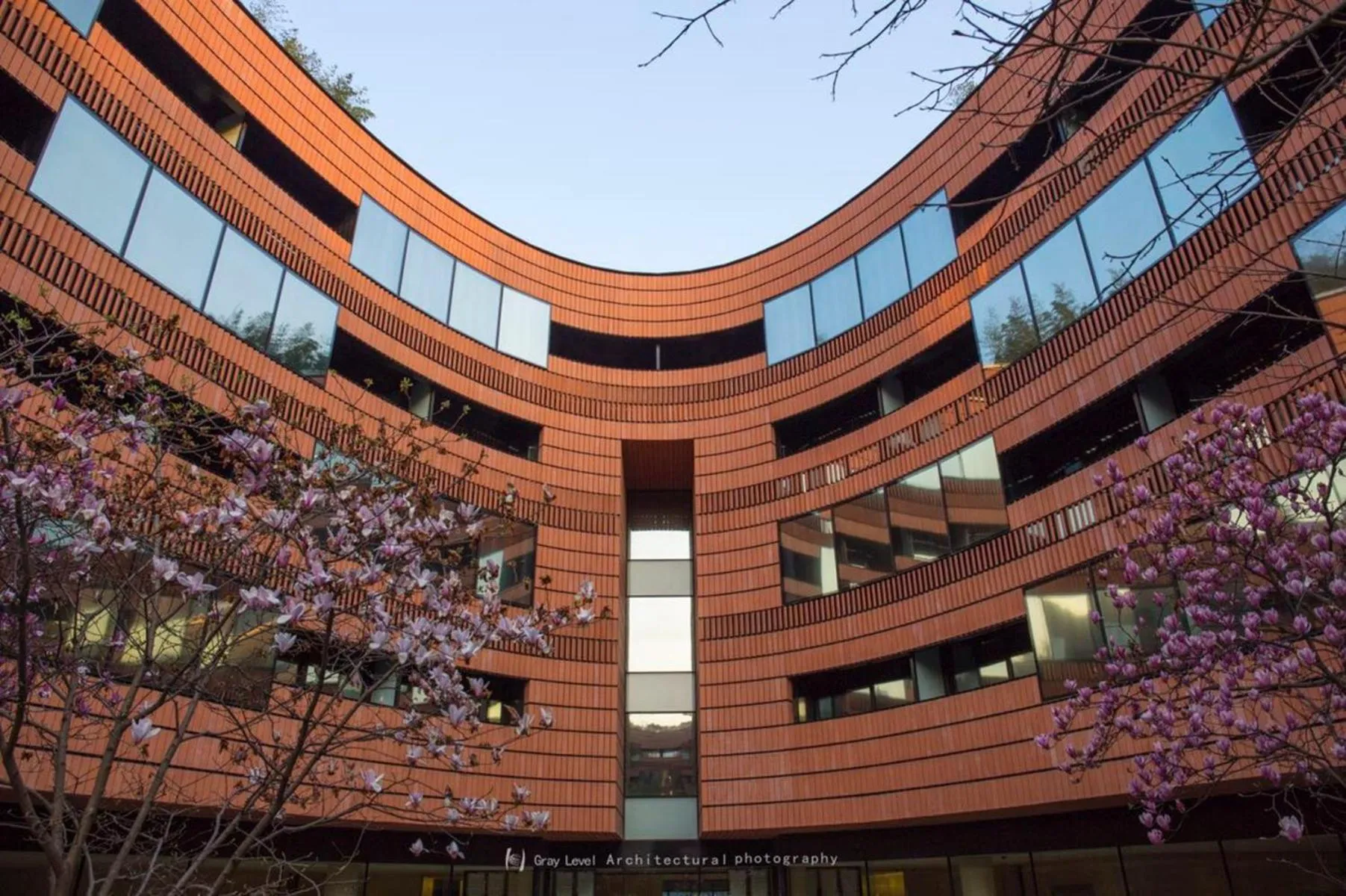 Garden view in HUALUXE Shanghai Twelve At Hengshan