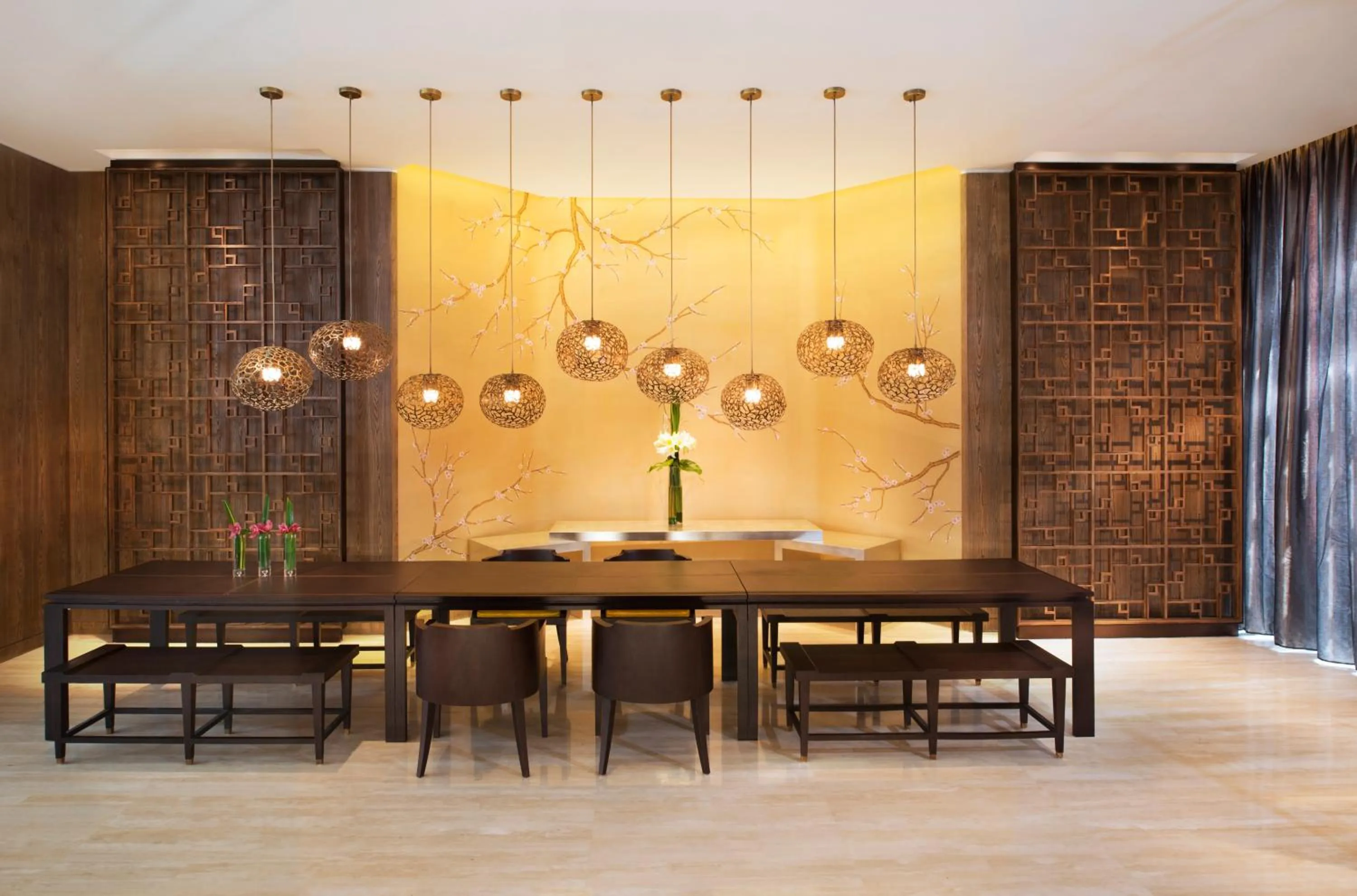 Lobby or reception in HUALUXE Shanghai Twelve At Hengshan